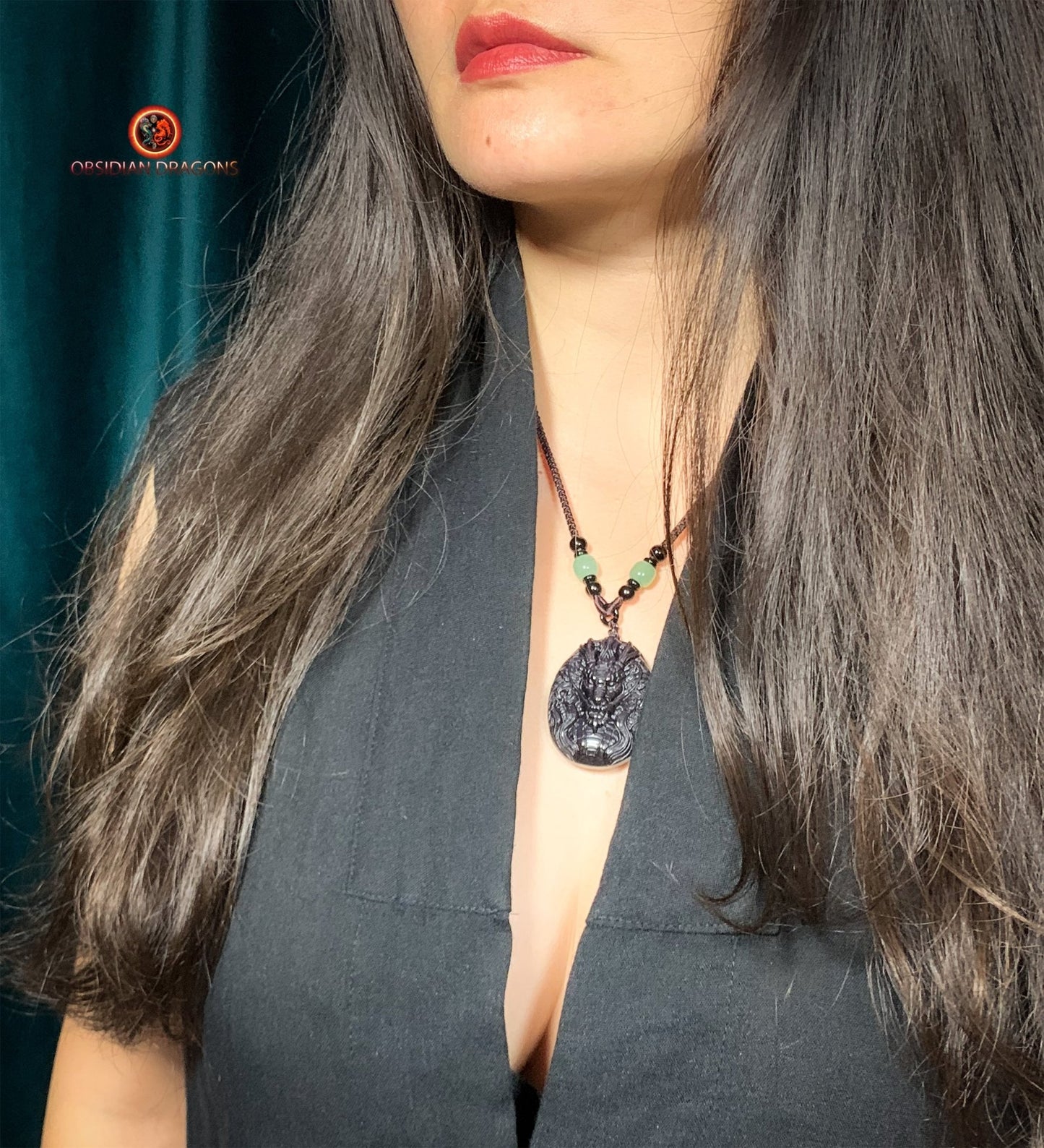 Pendentif dragon en obsidienne œil céleste - emblème sacré | obsidian dragons