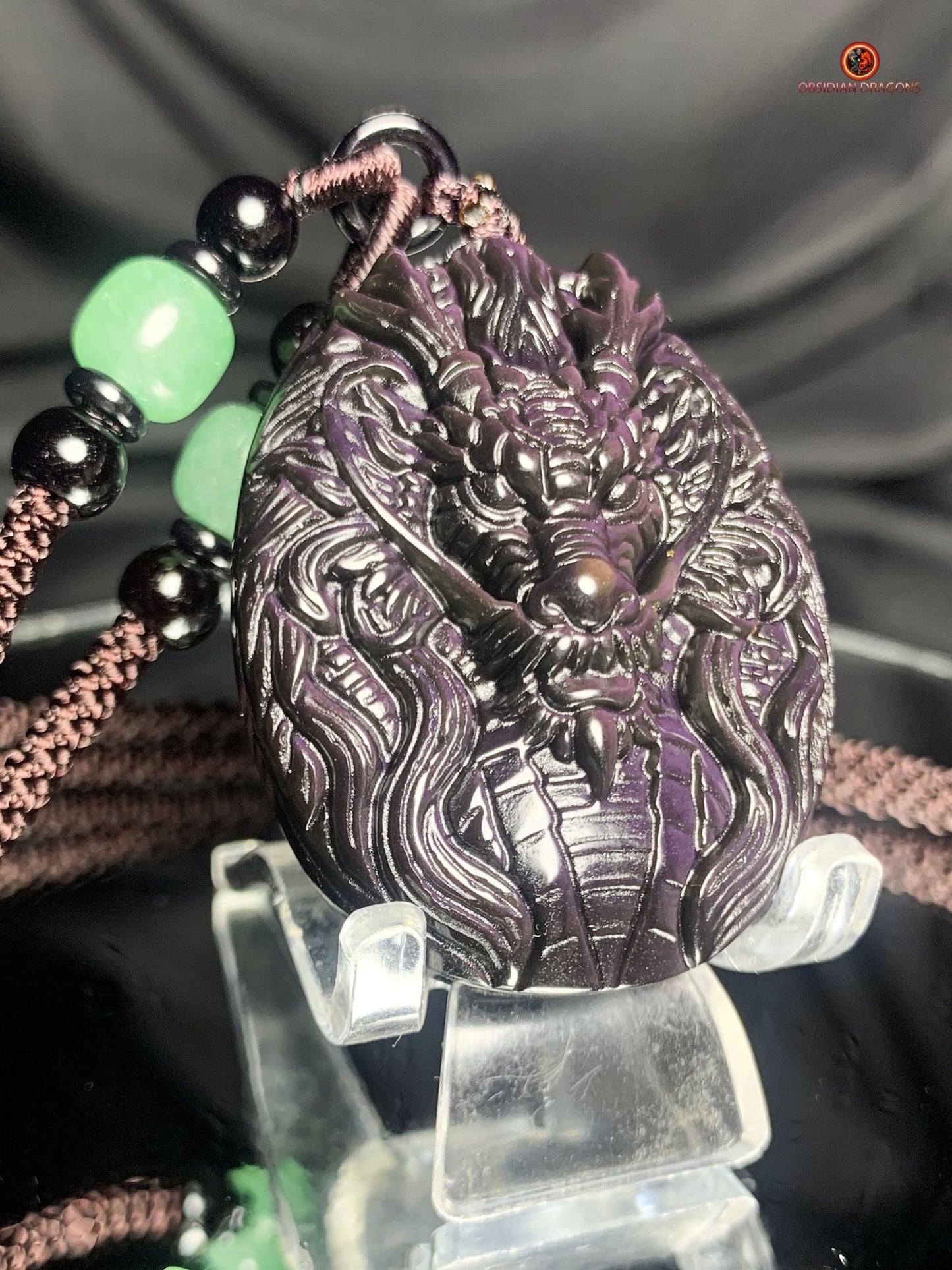Pendentif dragon en obsidienne œil céleste - emblème sacré | obsidian dragons