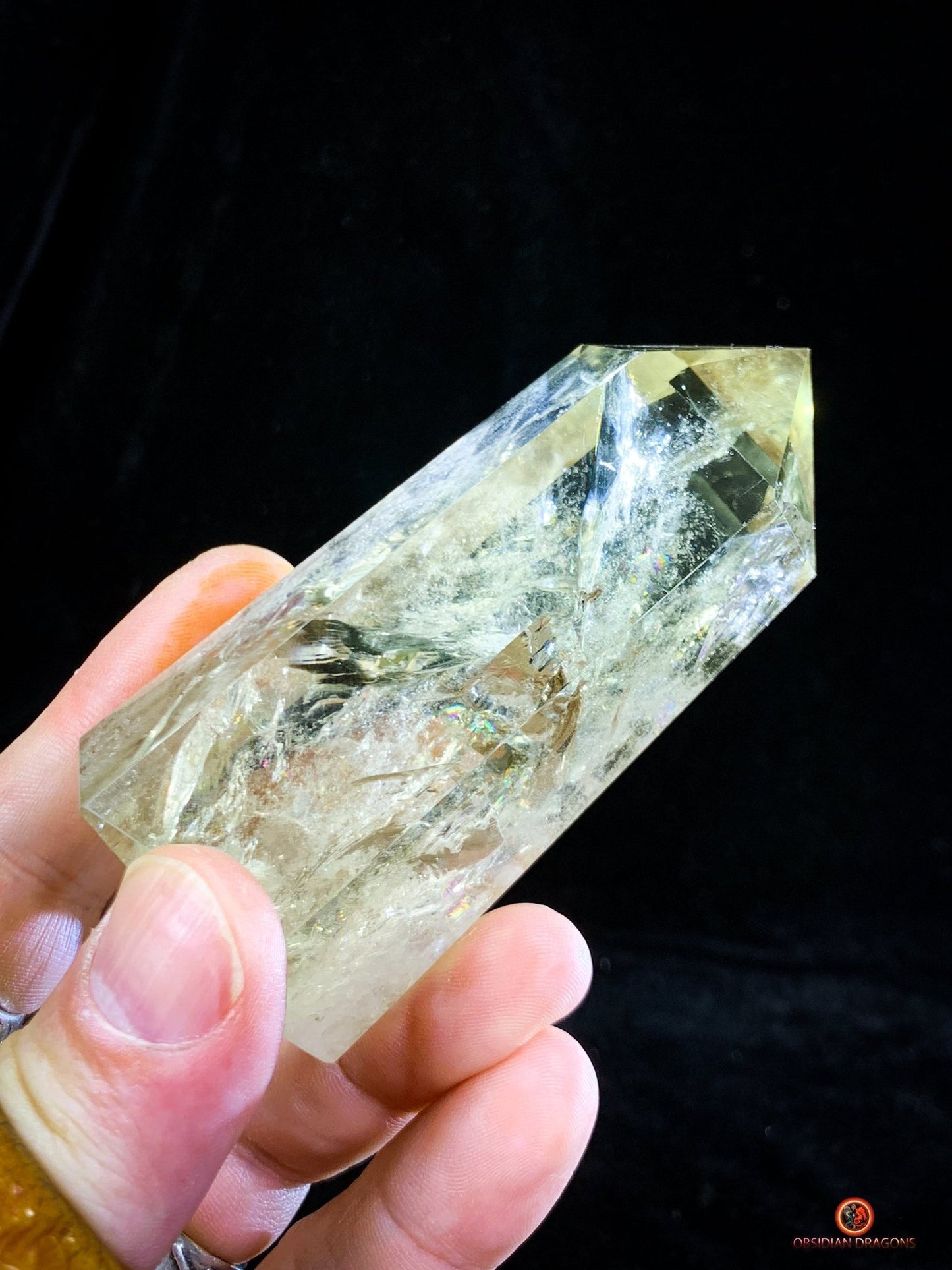 Pointe de Citrine Naturelle – Lumière & inclusions Arc-en-ciel - obsidian dragons