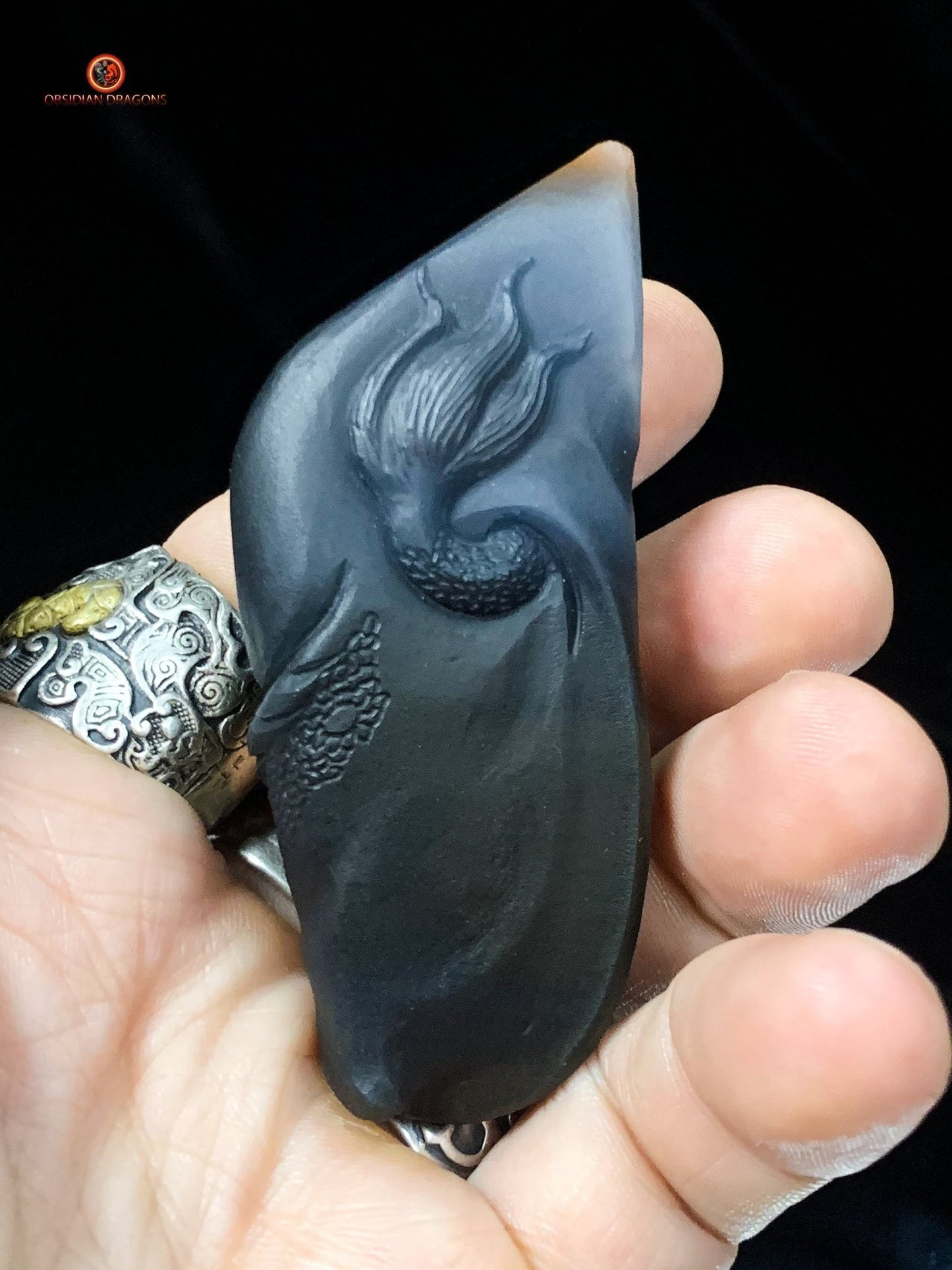 Sculpture de dragon artisanale en calcédoine - Feng Shui | obsidian dragons
