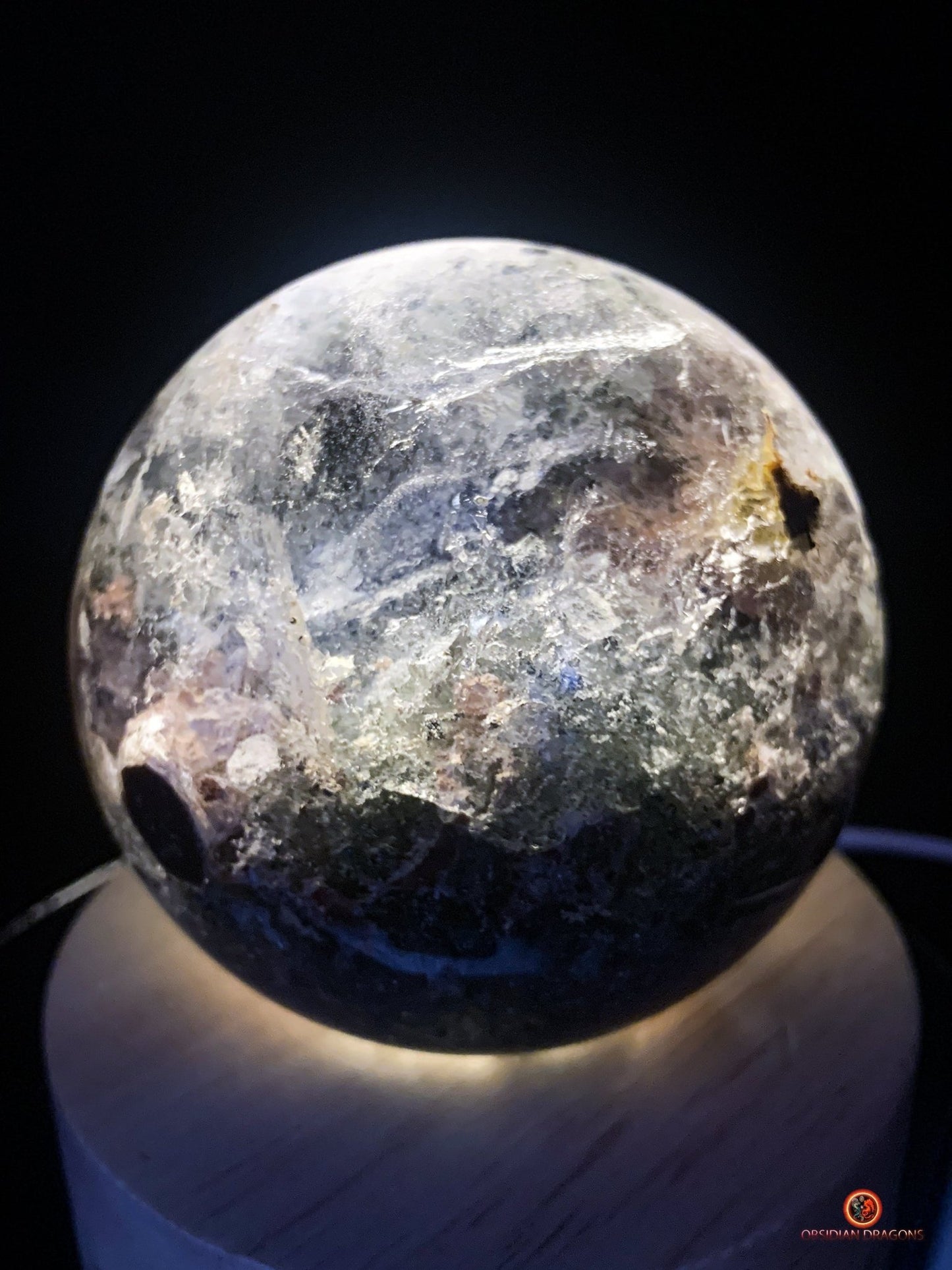 Sphère de Quartz Chlorite - Boule de Cristal - Quartz Jardin | obsidian dragons