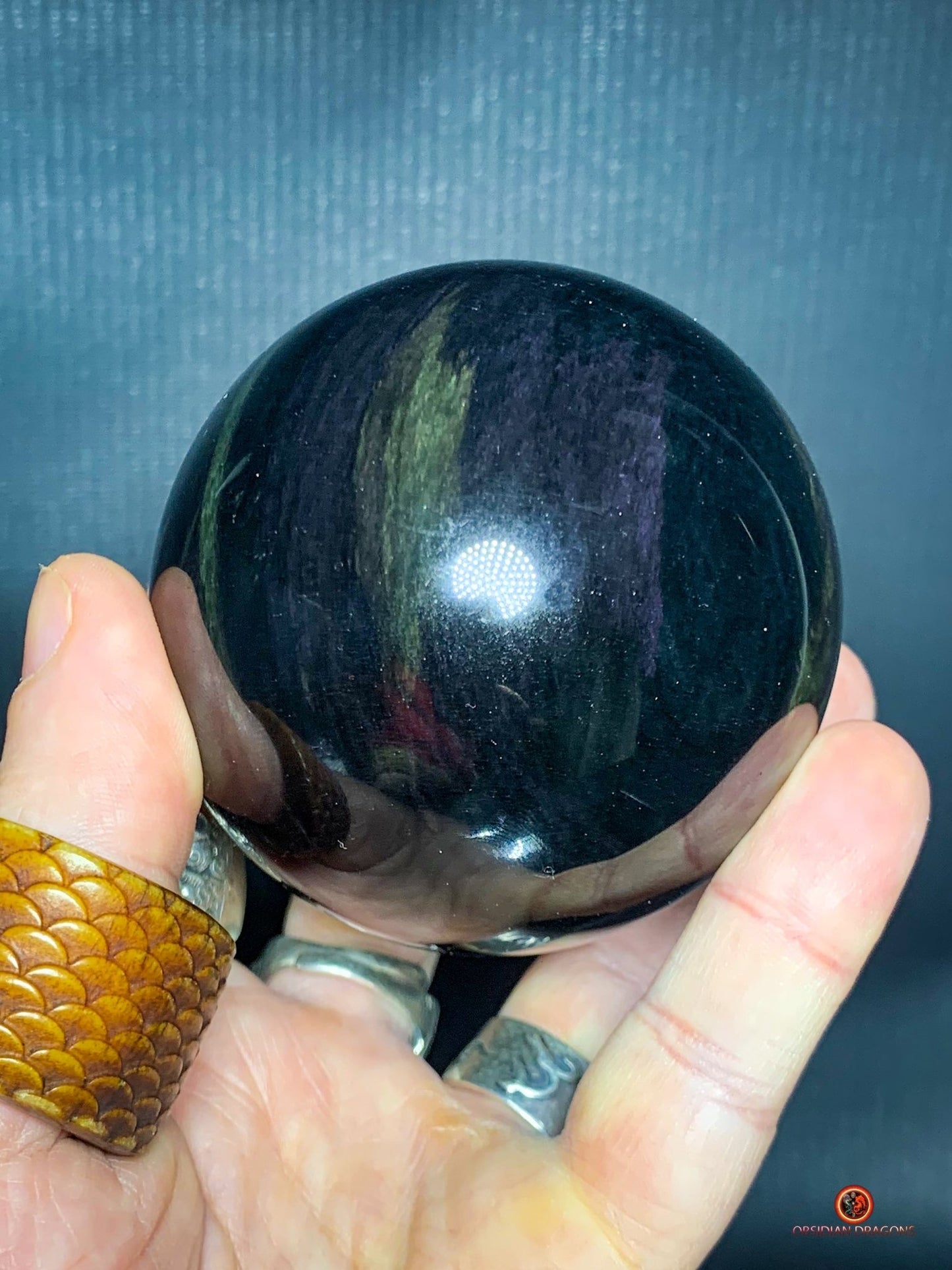 Sphère en obsidienne Mento Huichol - diamètre de 7.64cm - 0,518kg | obsidian dragons