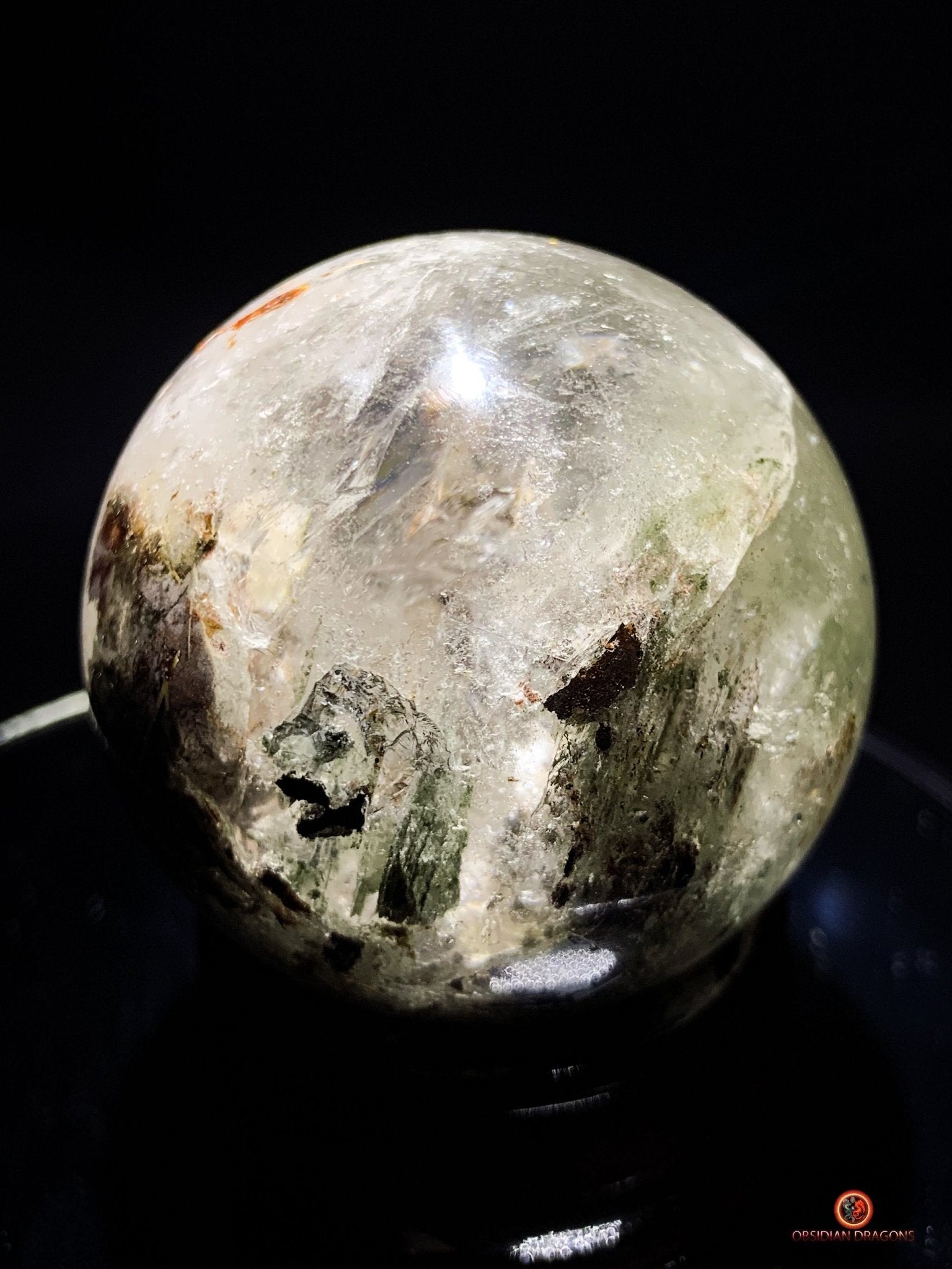 Sphère en Quartz Chlorite - boule de cristal - cristal naturel | obsidian dragons