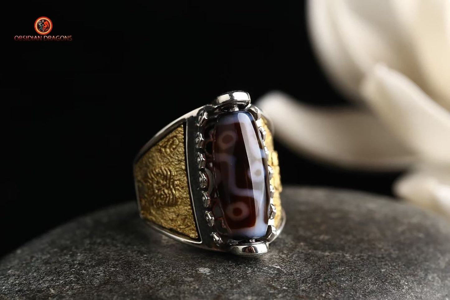 Bague Tibétaine DZI à 9 Yeux - Richesse et Protection | obsidian dragons