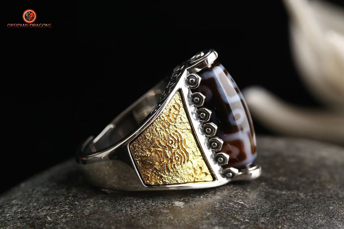 Bague Tibétaine DZI à 9 Yeux - Richesse et Protection | obsidian dragons