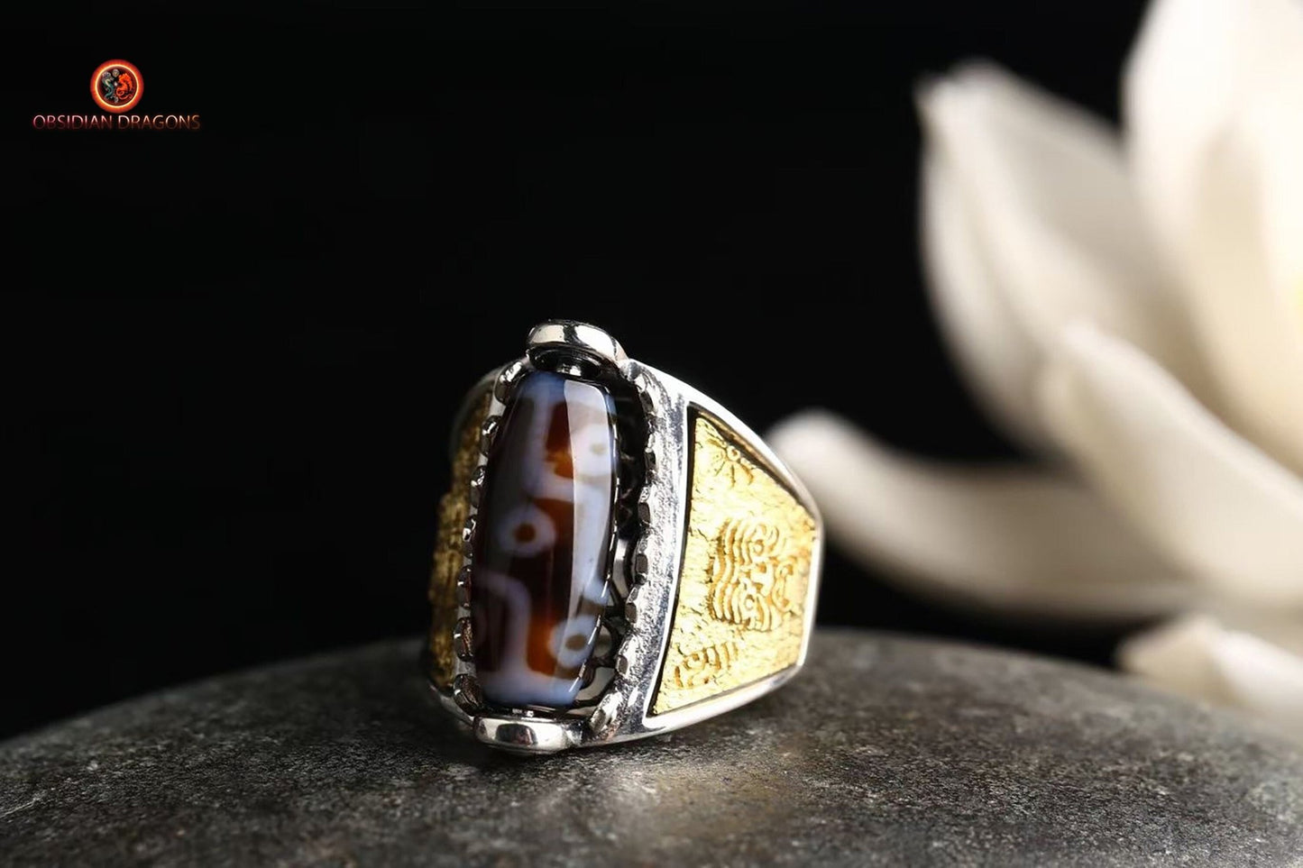 Bague Tibétaine DZI à 9 Yeux - Richesse et Protection | obsidian dragons