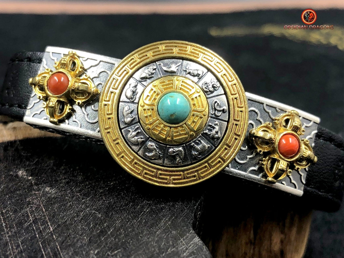 Bracelet Feng shui- Argent et cuir- Trigrammes Bagua | obsidian dragons