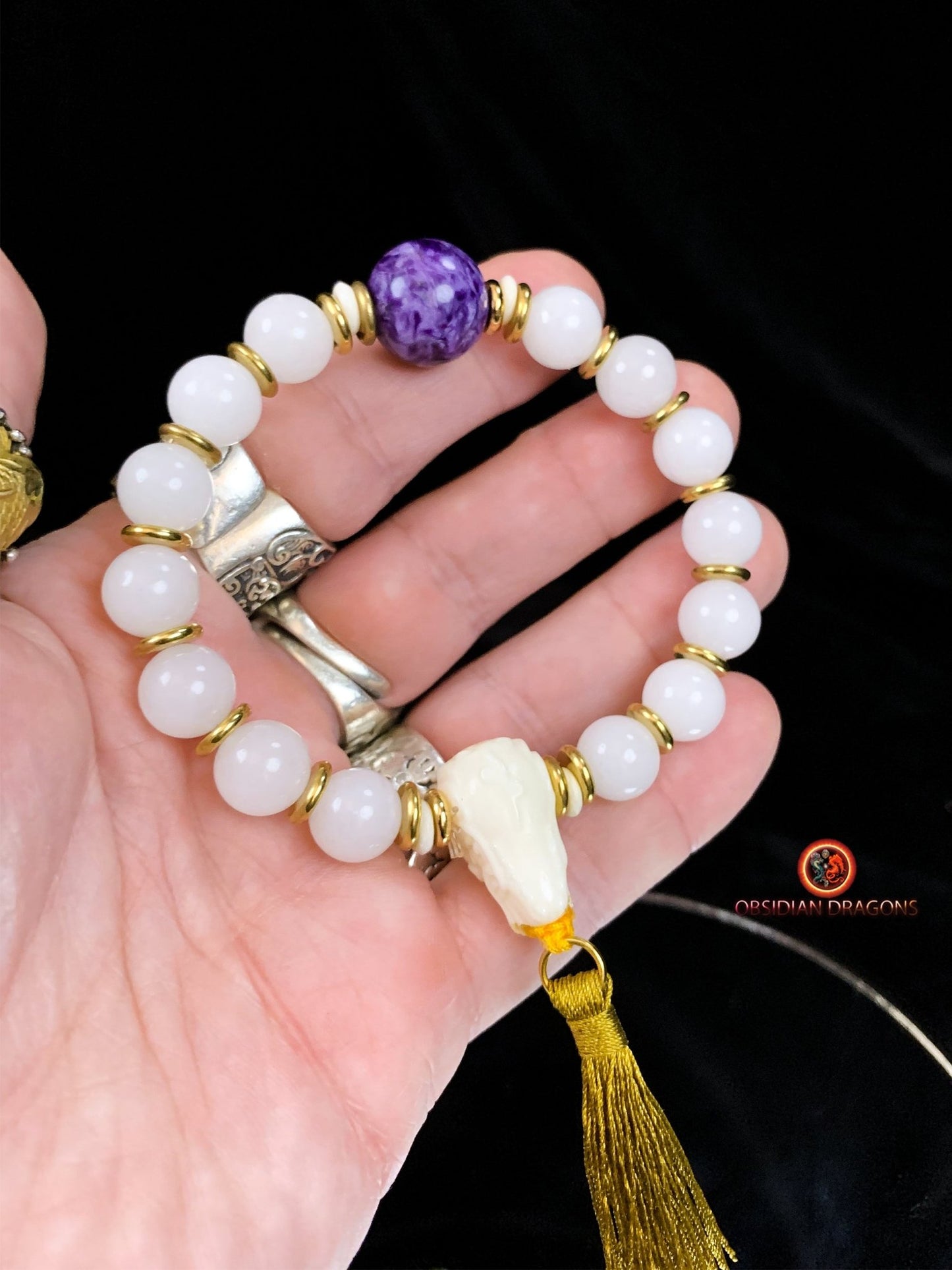 Bracelet en jade blanc et Charoïte- Protection du dragon | obsidian dragons