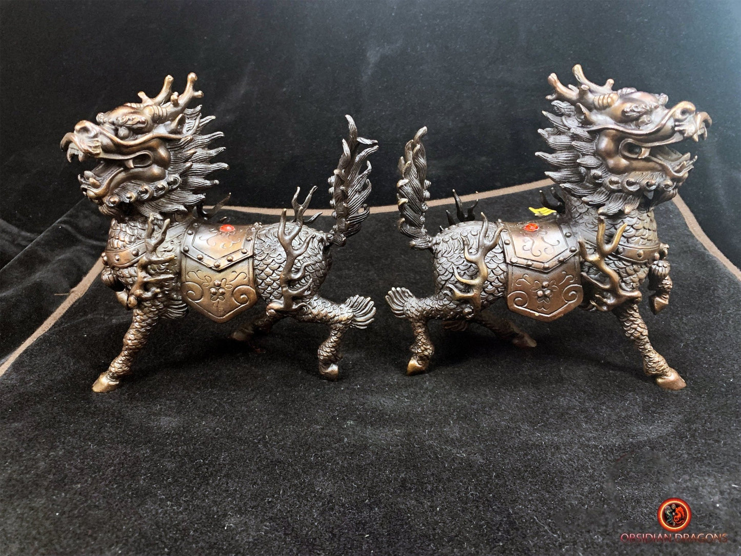 Couple de Qilin en bronze - protection Feng Shui | obsidian dragons