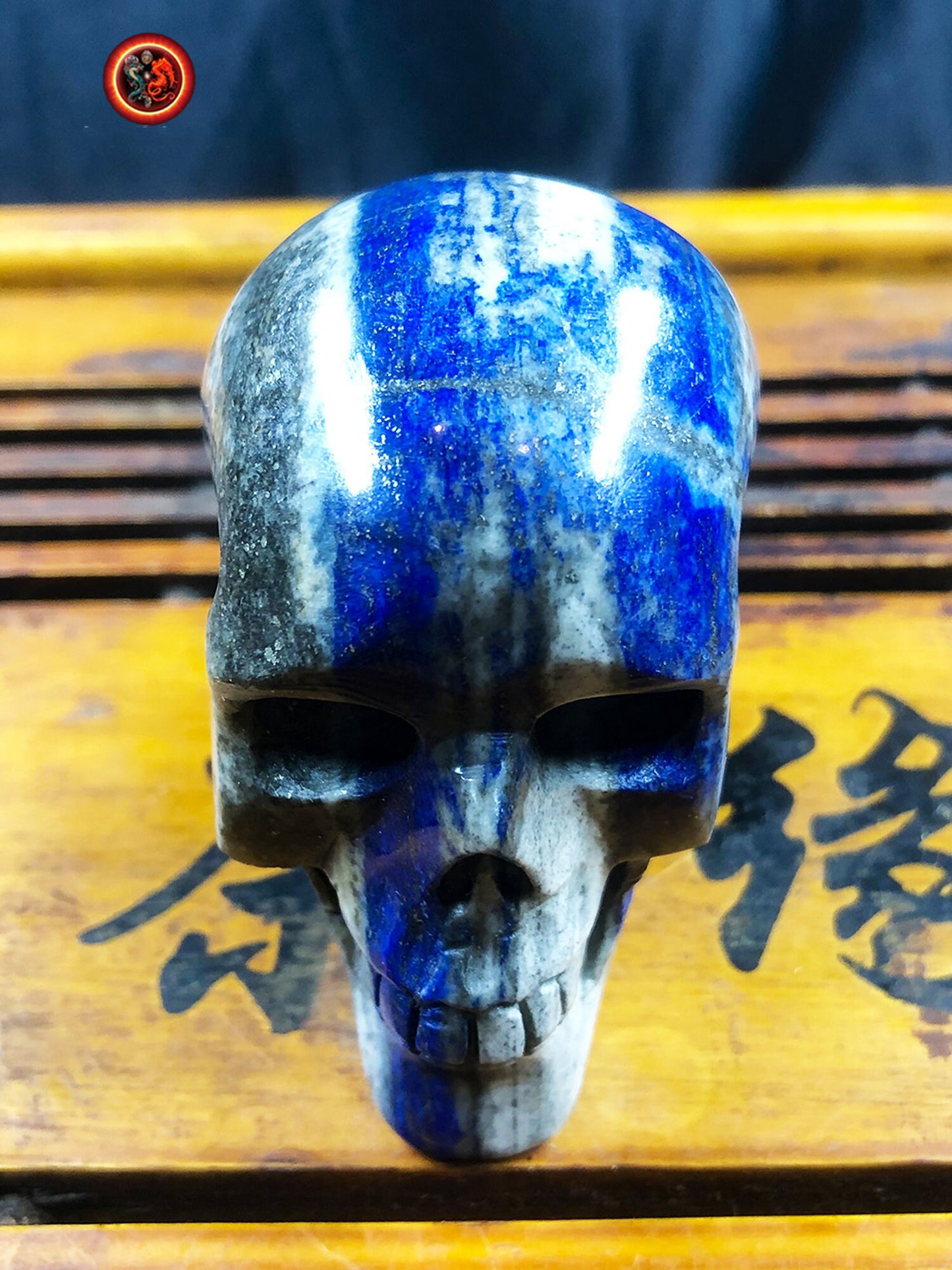 crâne de cristal, crystal skull lapis lazuli entièrement réalisé à la main pièce unique - obsidian dragon