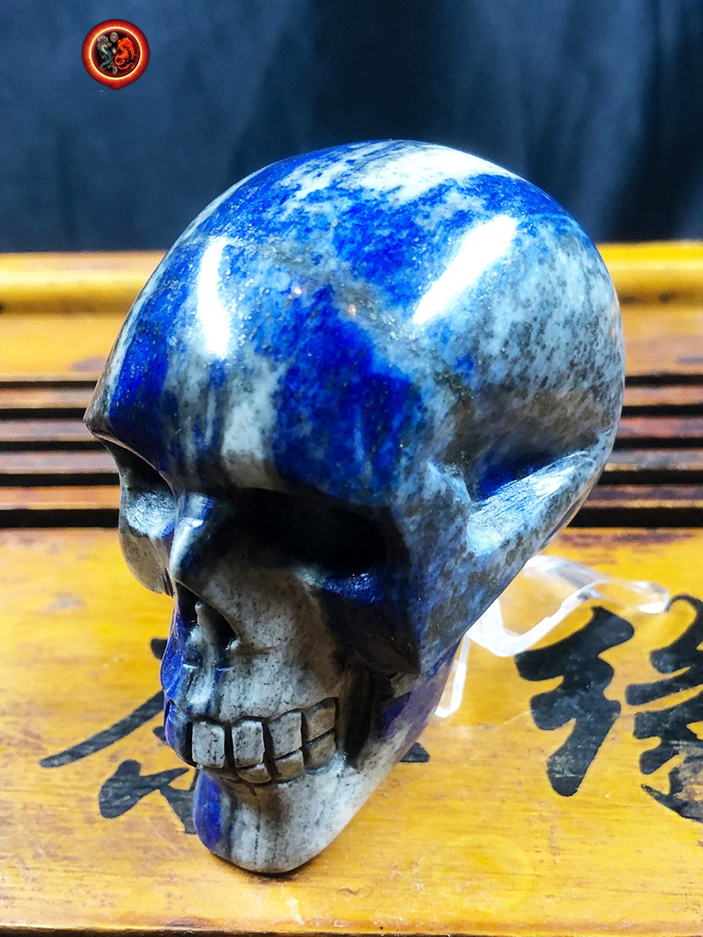 crâne de cristal, crystal skull lapis lazuli entièrement réalisé à la main pièce unique - obsidian dragon