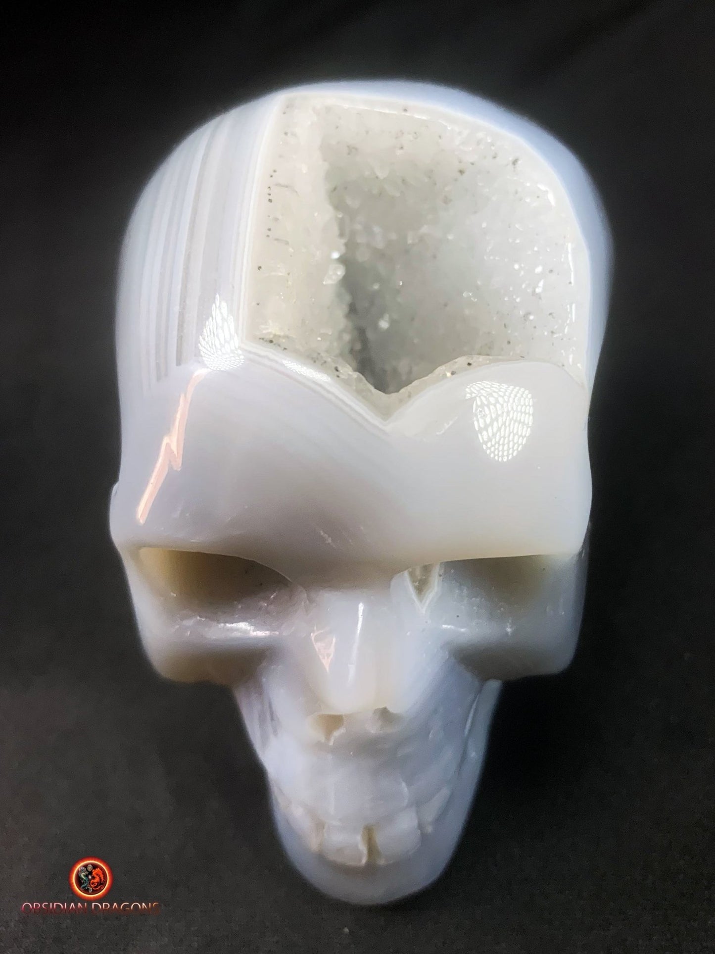 Petit crâne de cristal- géode de quartz- Artisanal | obsidian dragons