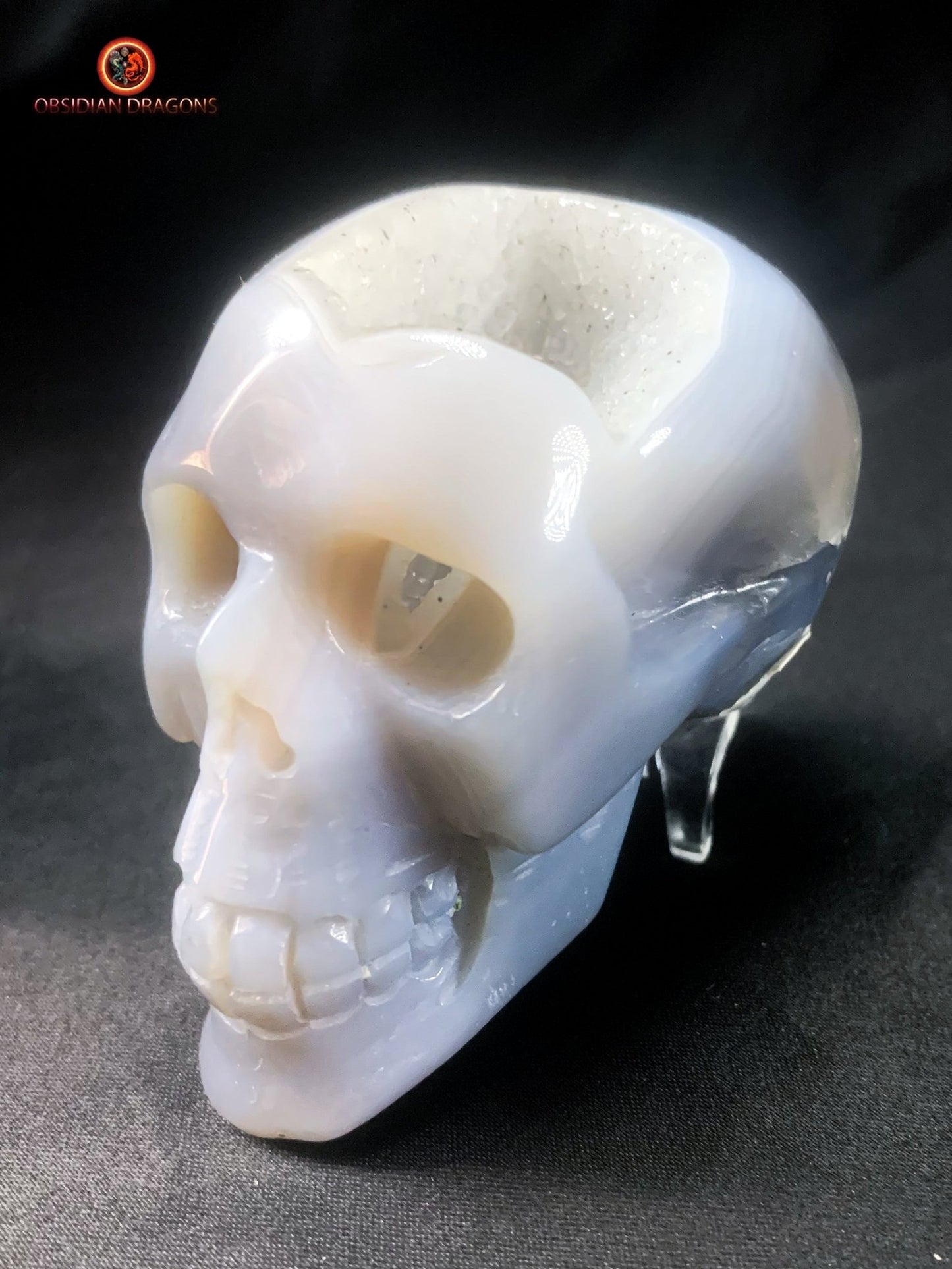 Petit crâne de cristal- géode de quartz- Artisanal | obsidian dragons