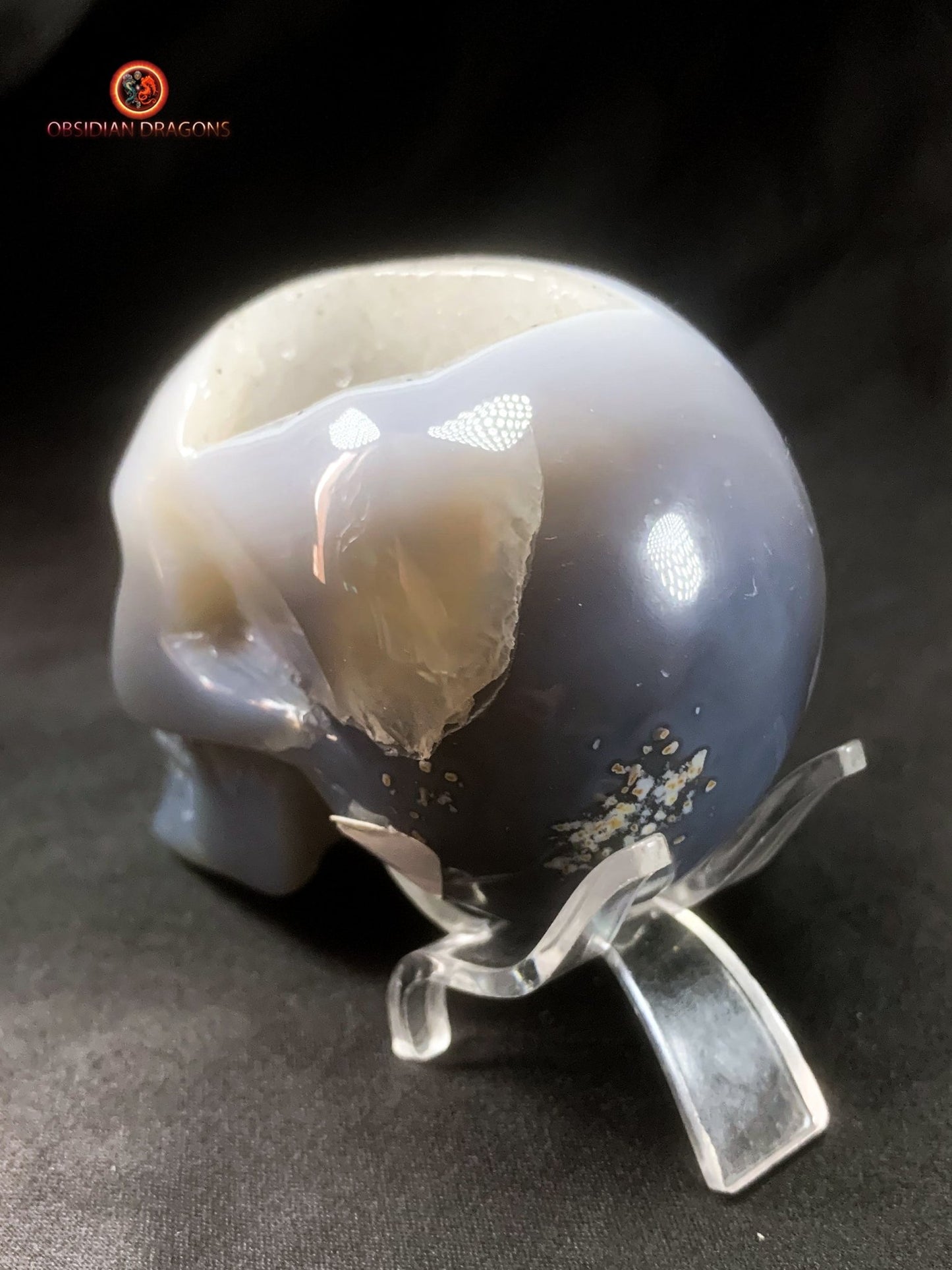 Petit crâne de cristal- géode de quartz- Artisanal | obsidian dragons