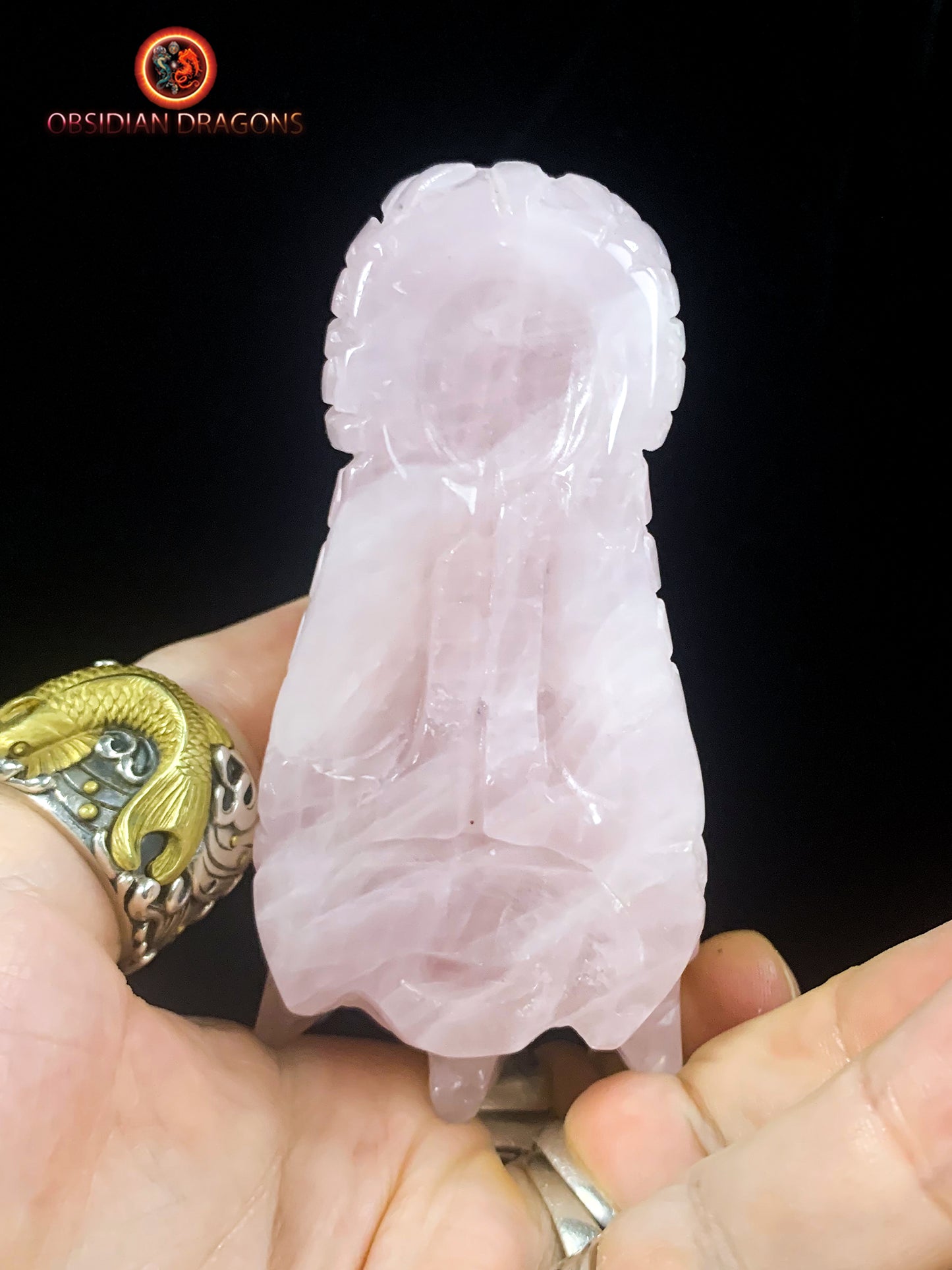 Crâne de dragon en quartz rose- pièce unique