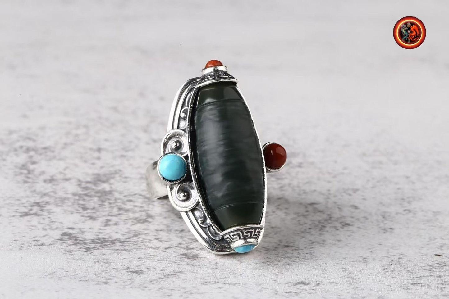 Bague moulin à prière tibétain- Jade et argent | obsidian dragons