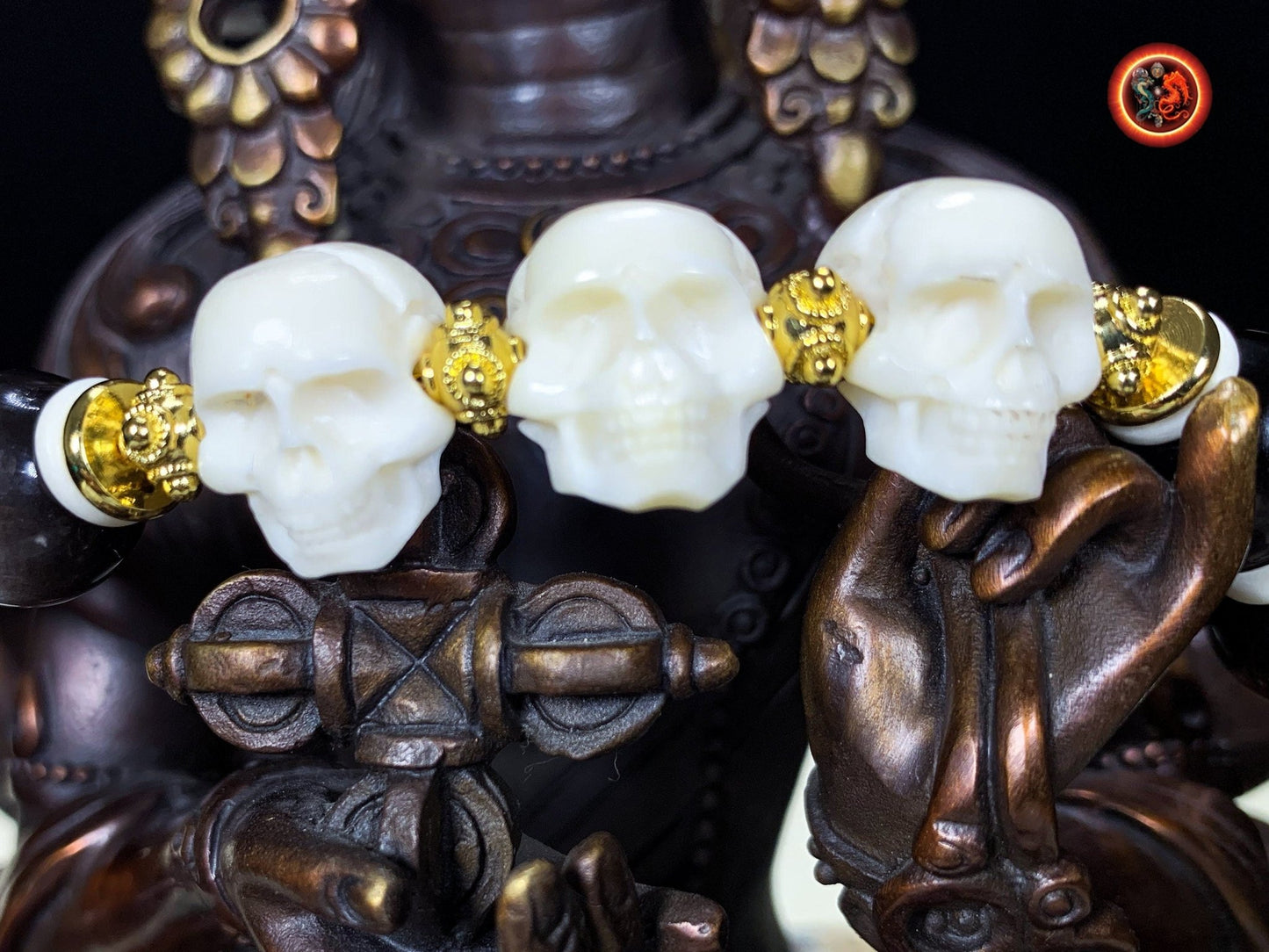 Mala artisanal- 54 perles d'obsidiennes argentées. | obsidian dragons