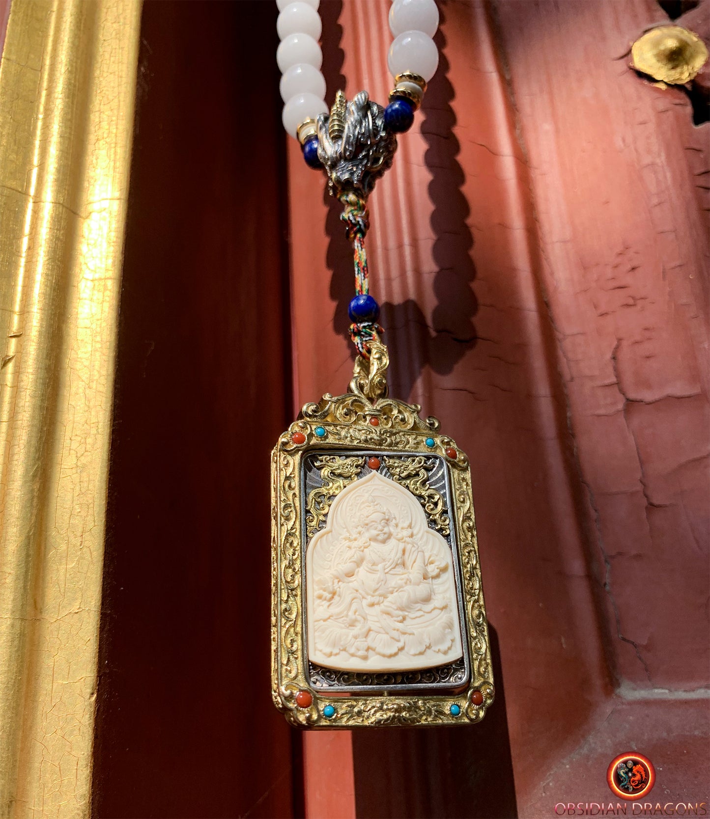 Mala en jade. Déité de la richesse tibétaine Jambhala