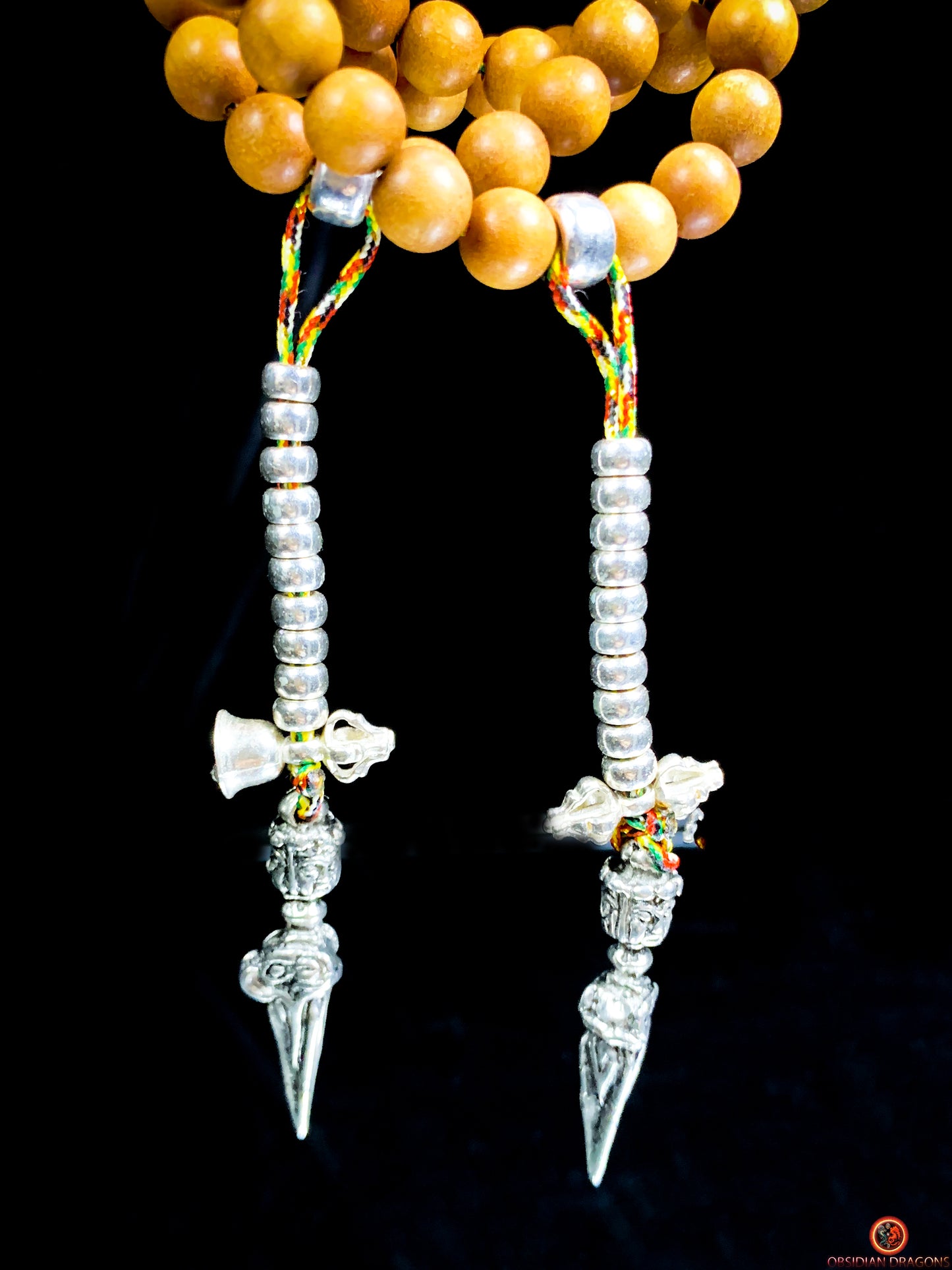 Mala tibétain en santal – Malachite – Argent 925 – Vajrayana | obsidian dragons