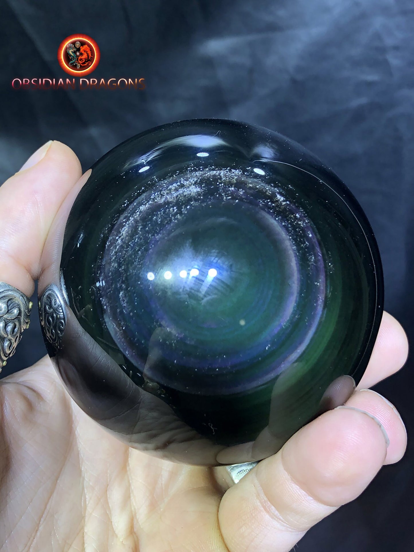 sphère en obsidienne oeil celeste de qualité A+. reflets argentées sur une face. - obsidian dragon