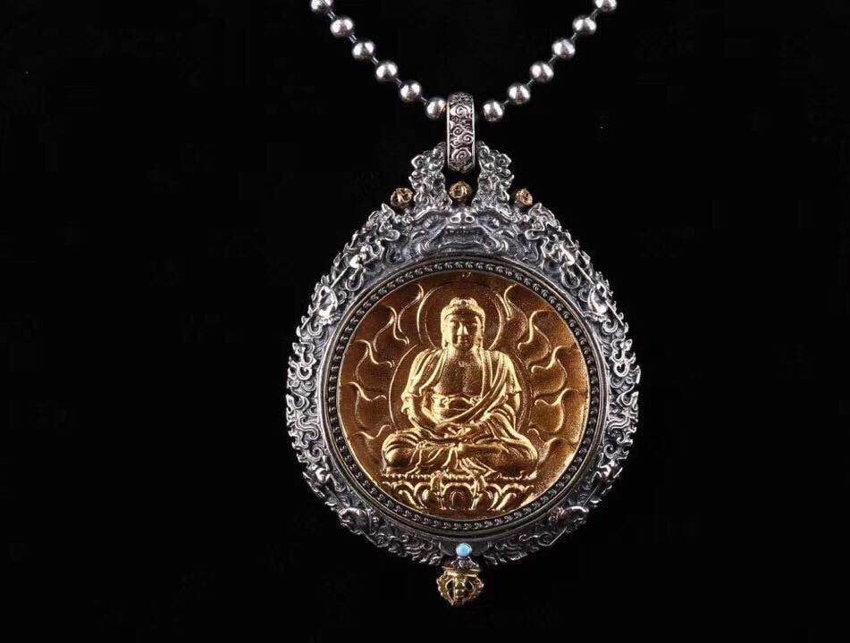 reliquaire de protection bouddhiste bouddha Vairocana en argent massif 925 plaqué or 18k turquoise. roue de la vie - obsidian dragon