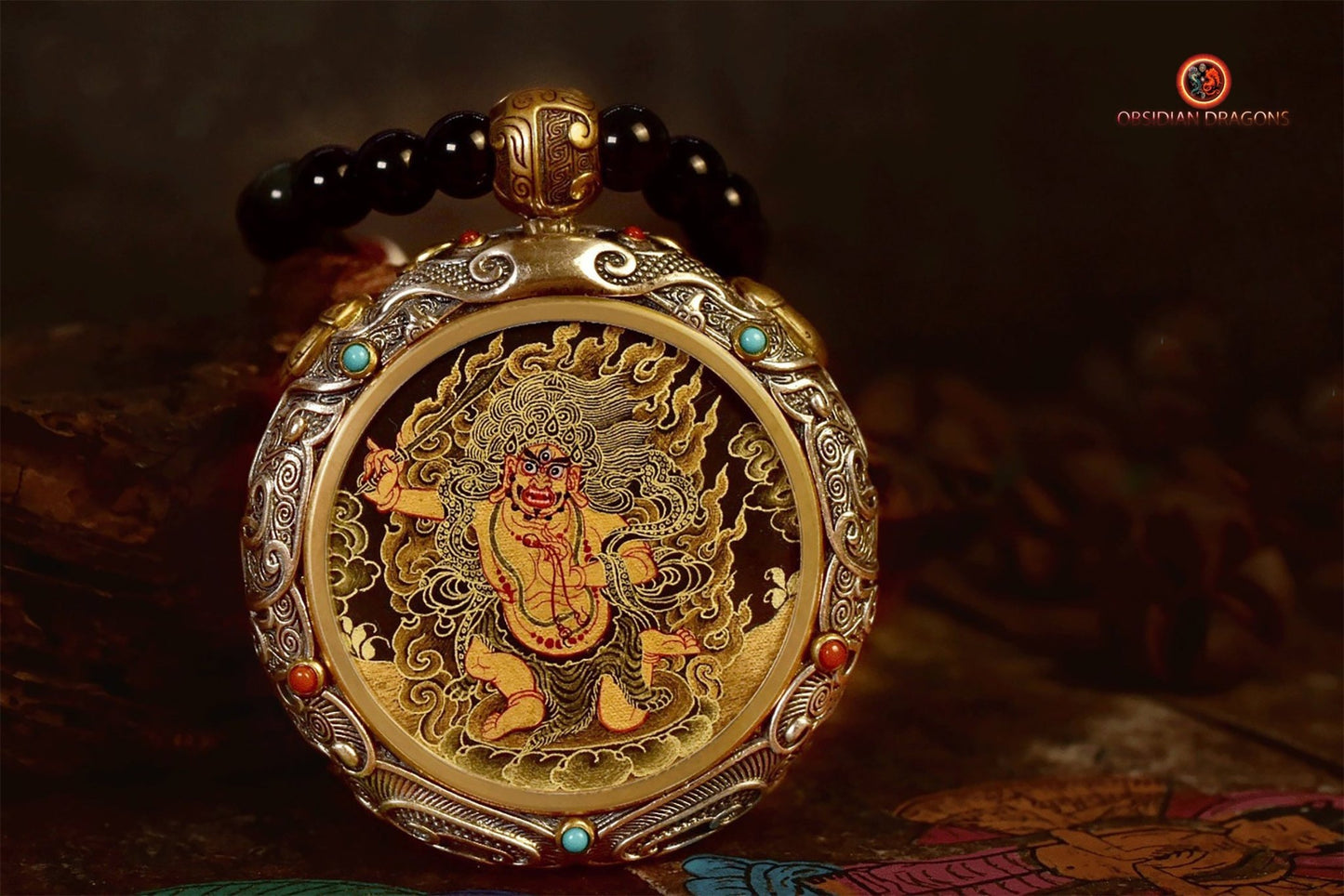 Ghau- Pendentif Tangka exceptionnel- Bouddha Acala | obsidian dragons