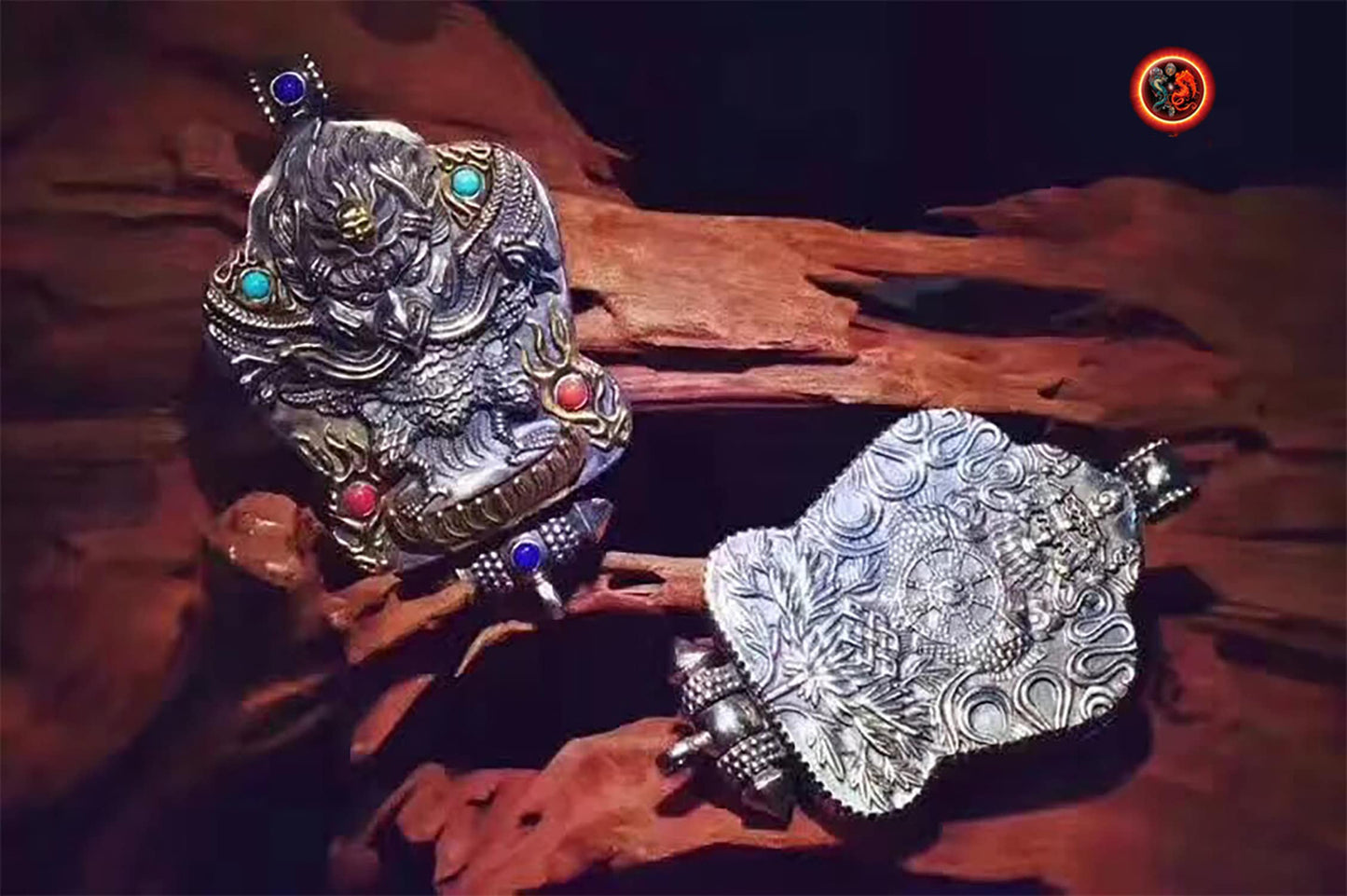 gau, reliquaire, pendentif de protection bouddhiste, Garuda, argent 925, turquoise, agate nan hong. - obsidian dragon