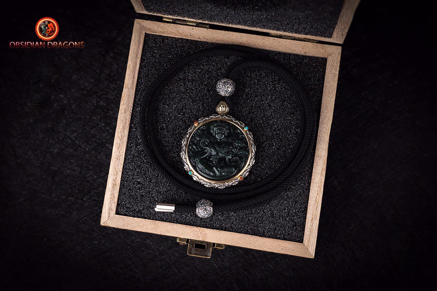 Pendentif Bouddha jade et argent- Tara verte | obsidian dragons