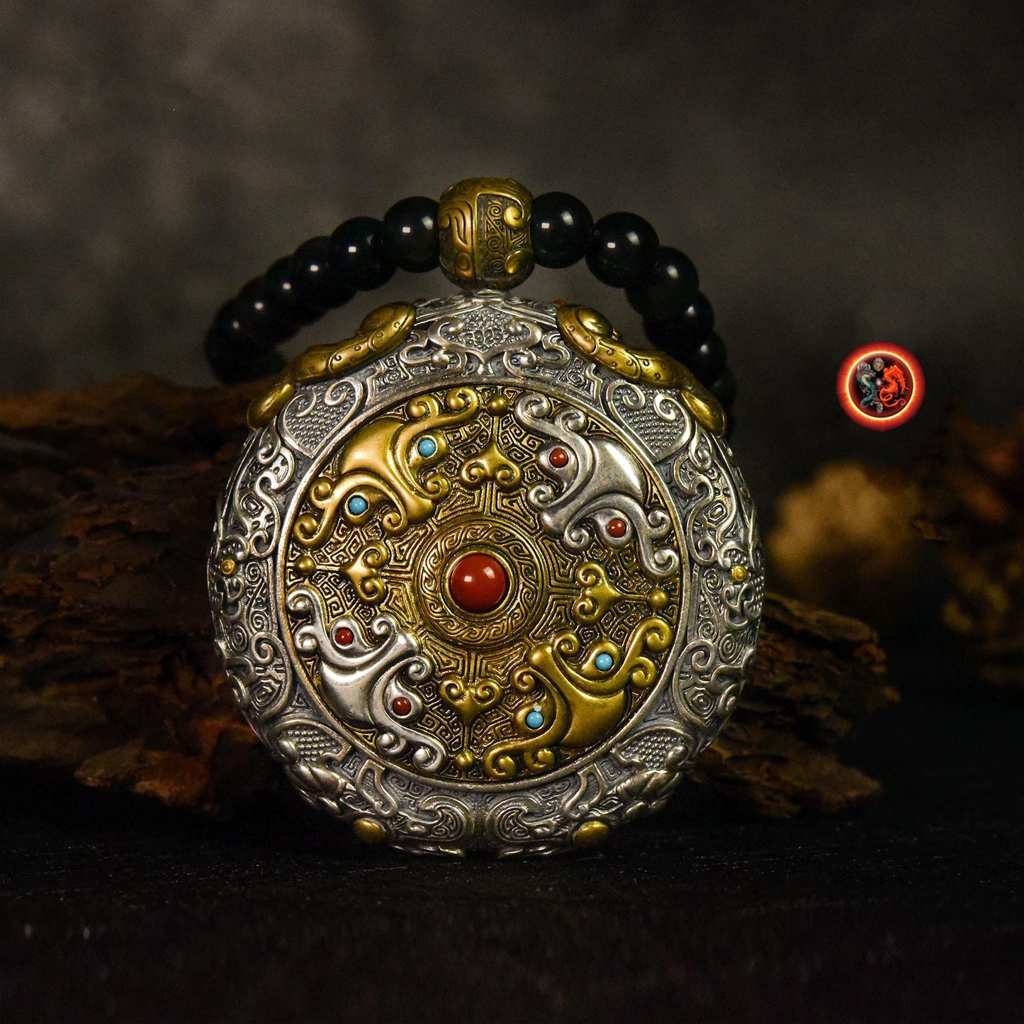 Pendentif Bouddha Acala. Amulette protection bouddhisme tibétain argent 925. thangka peint à la main roue tournante au verso, mala 108 perles - obsidian dragon