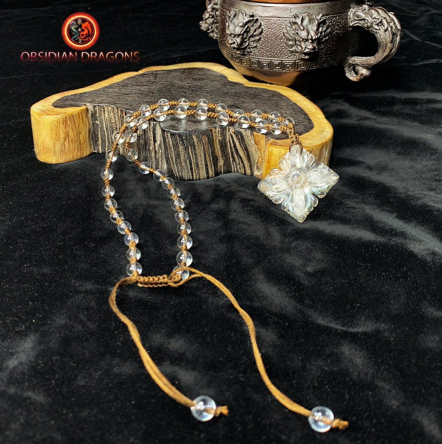 Pendentif dorje- Vajra- cristal de roche naturel