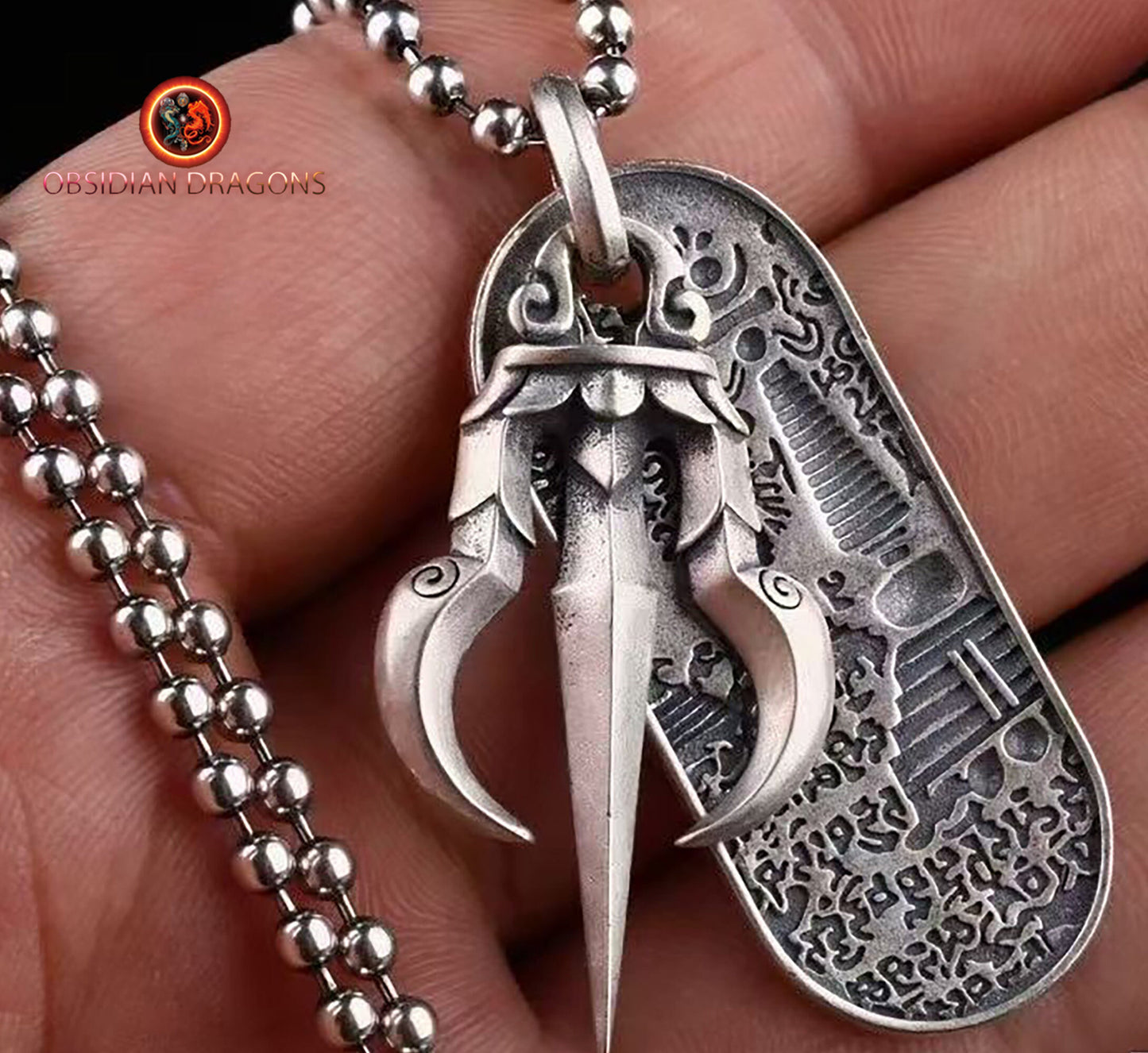 pendentif dorje tibétain- Les tours du royaume de Guge
