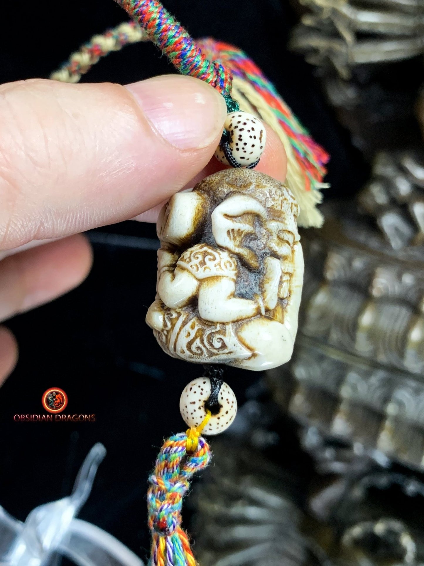 Pendentif Ganesh- Authentique perle ojime en bois de cerf | obsidian dragons