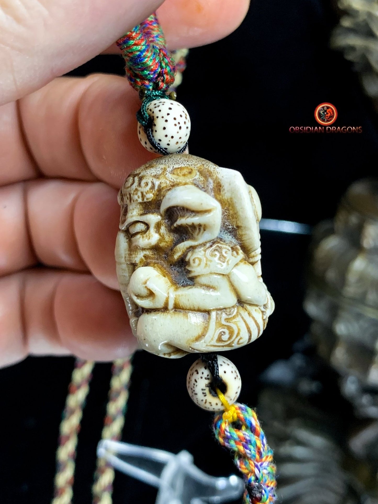 Pendentif Ganesh- Authentique perle ojime en bois de cerf | obsidian dragons