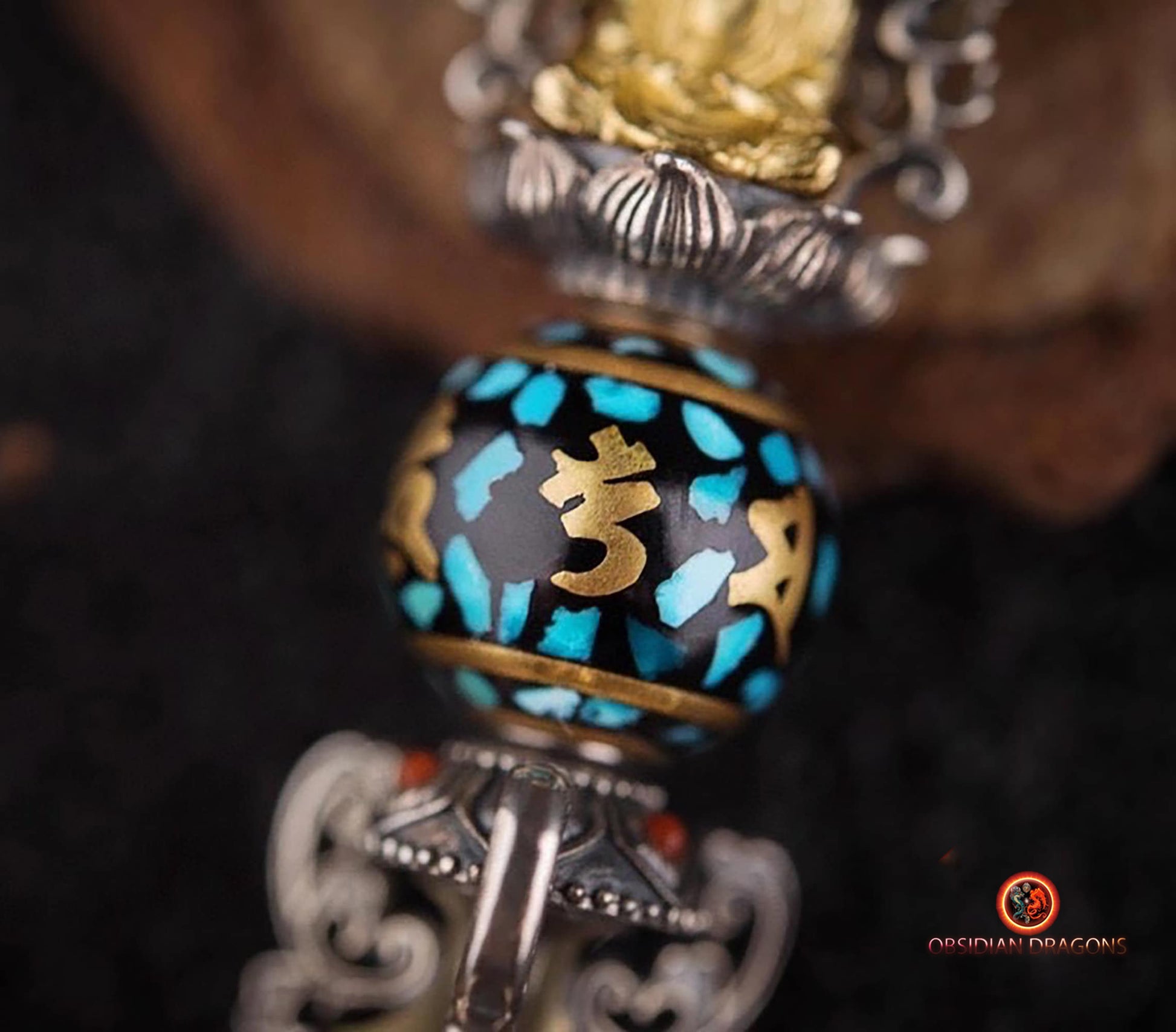 Pendentif phurba- Cobra protégeant le bouddha | obsidian dragons