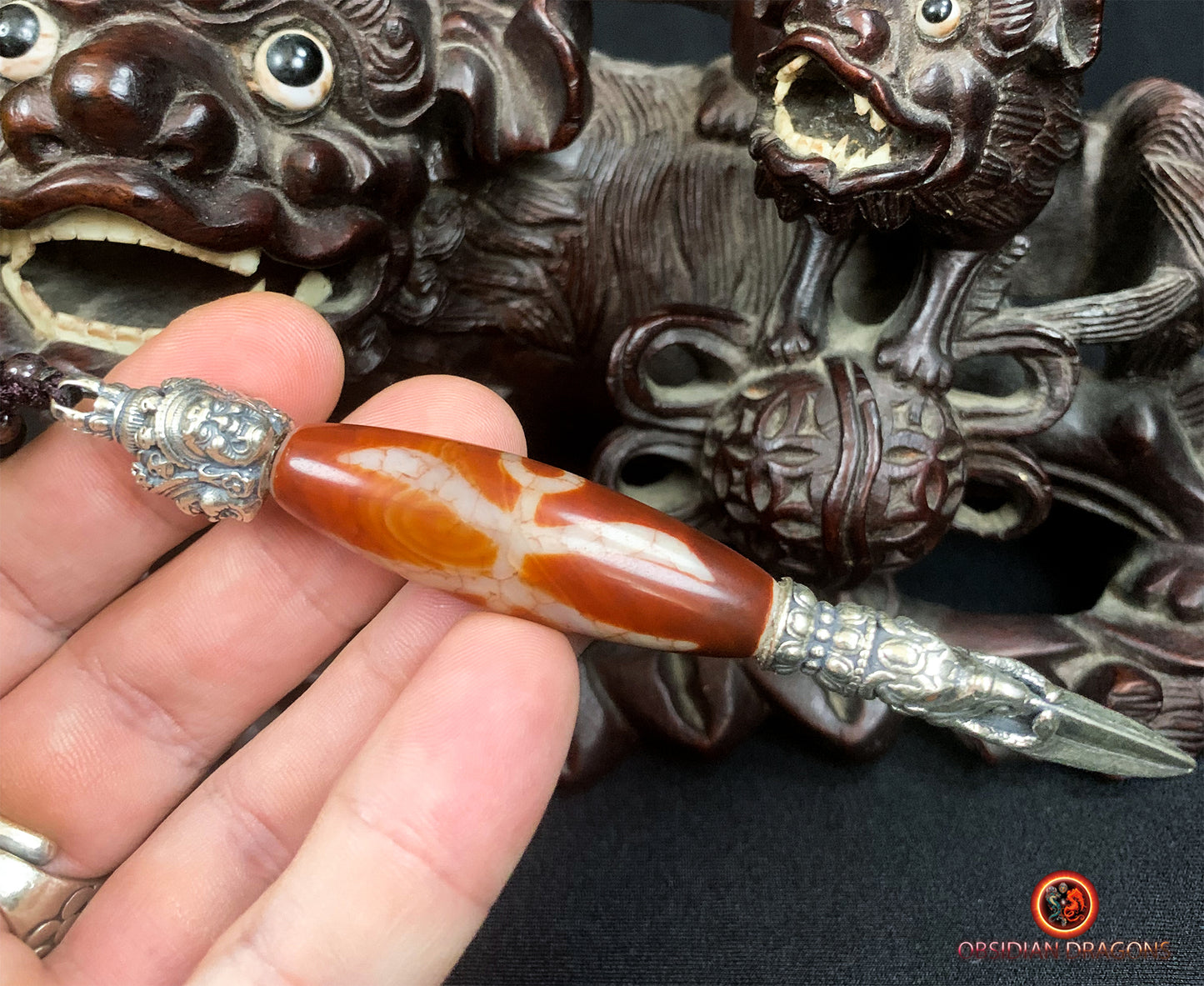 Pendentif Phurba tibétain- DZI du grand homme