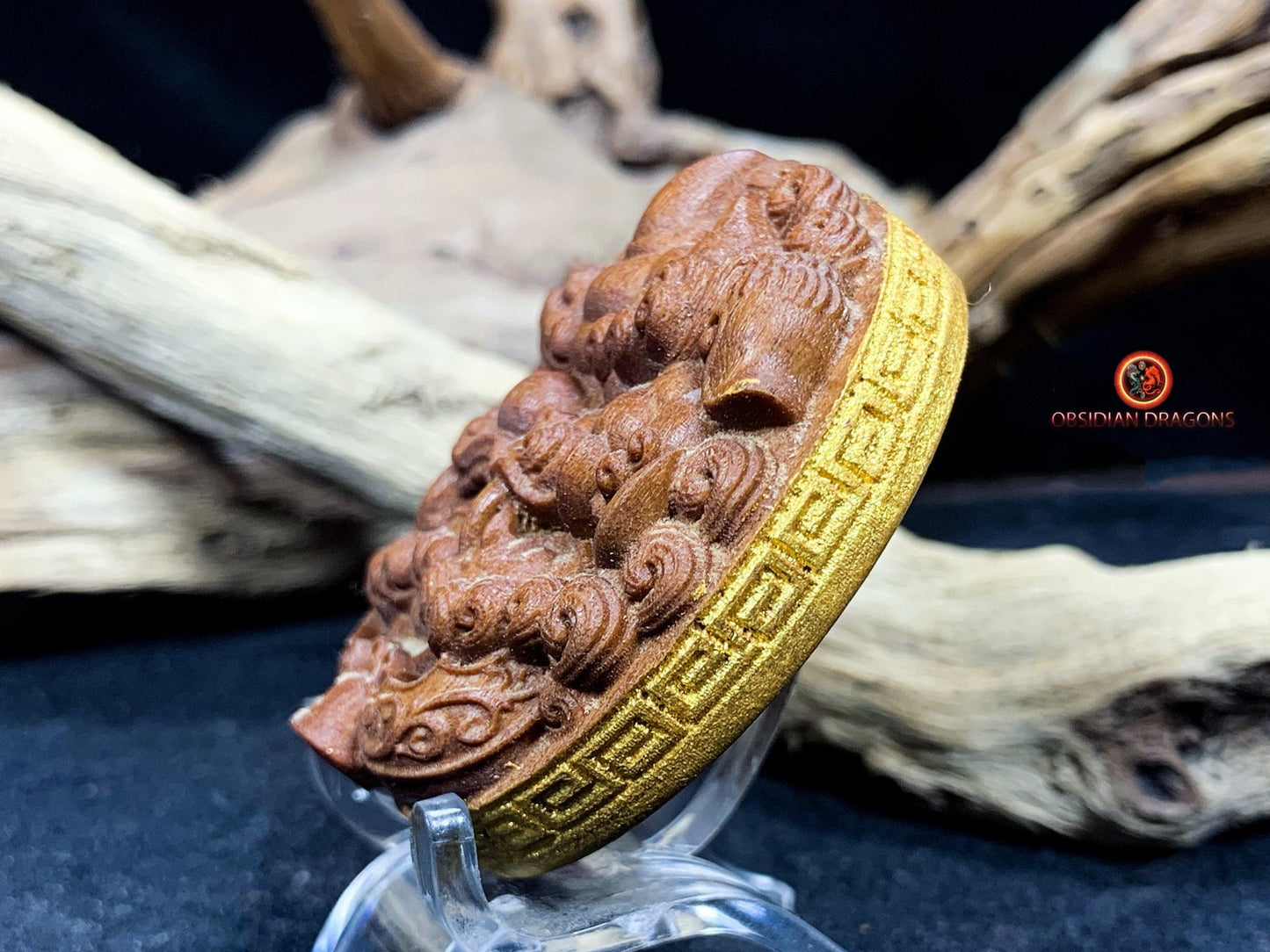 Pendentif Pixiu en santal- Rare pièce de collection | obsidian dragons