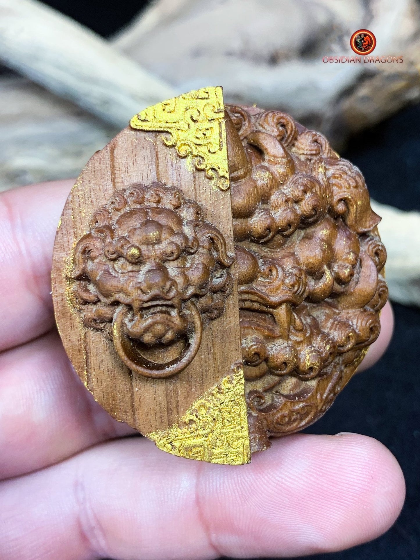 Pendentif Pixiu en santal- Lion gardien- Rare | obsidian dragons