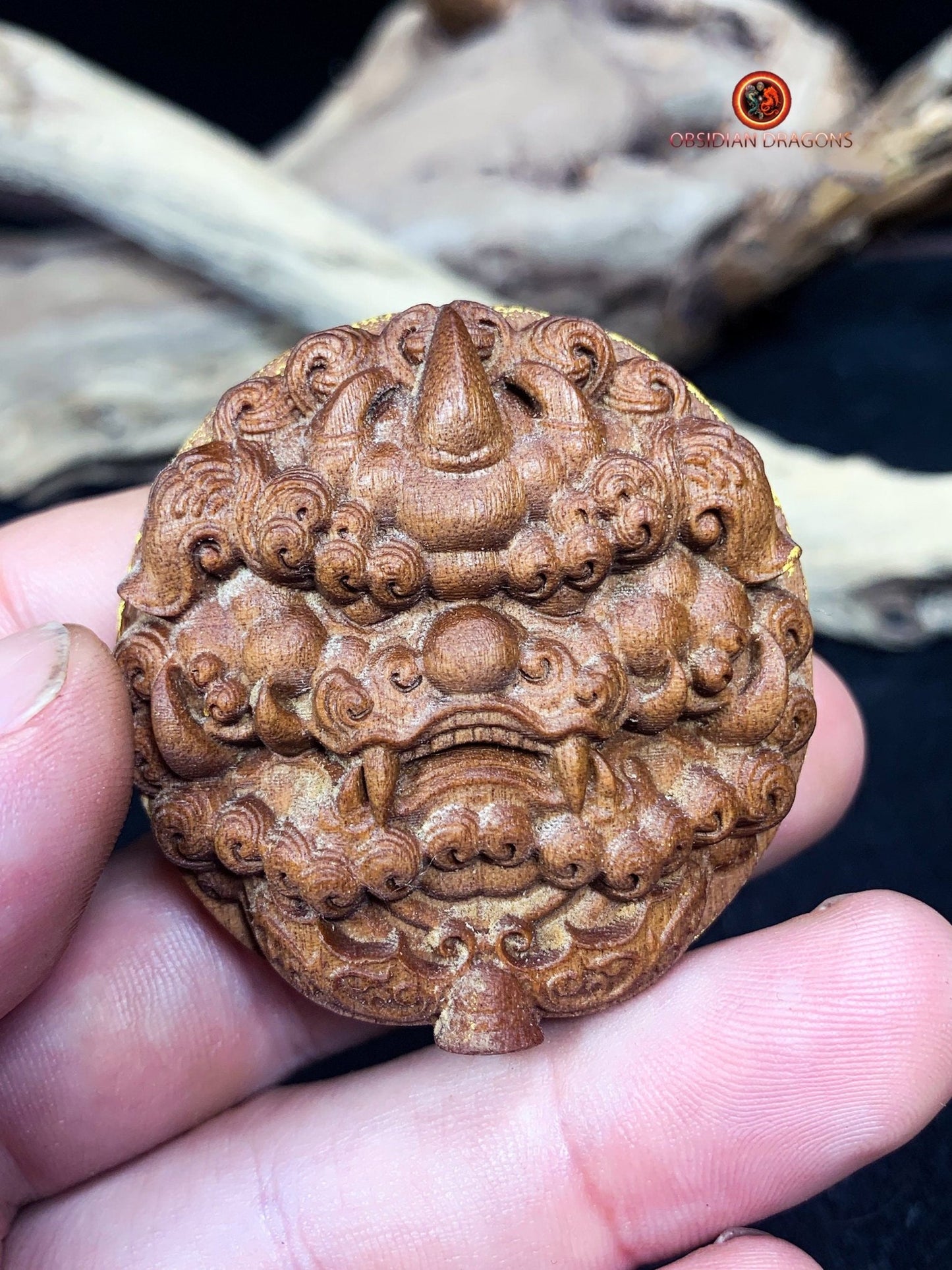 Pendentif Pixiu en santal- Rare pièce de collection | obsidian dragons