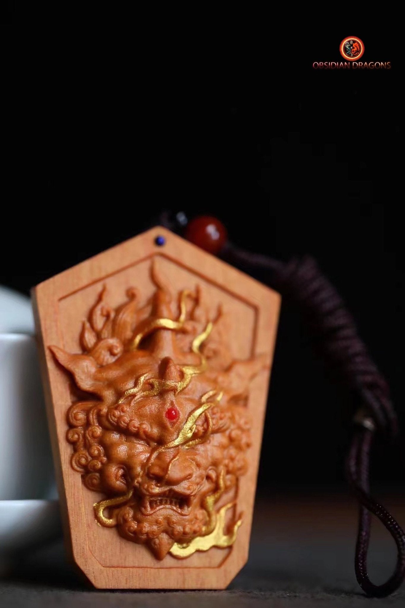 Pendentif Pixiu en santal- Rare et artisanal | obsidian dragons