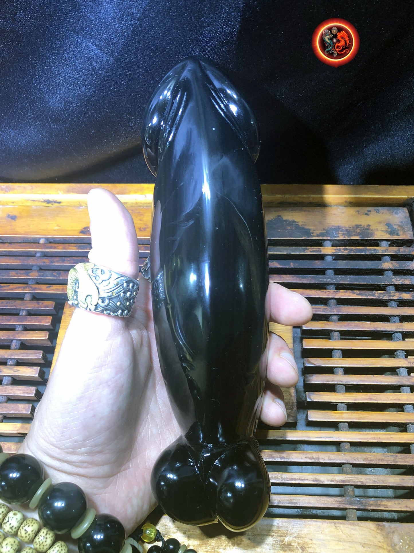 sculpture de phallus en obsidienne oeil celeste. Entièrement sculpté à la main. Pièce unique Obsidienne de qualité A+ - obsidian dragon