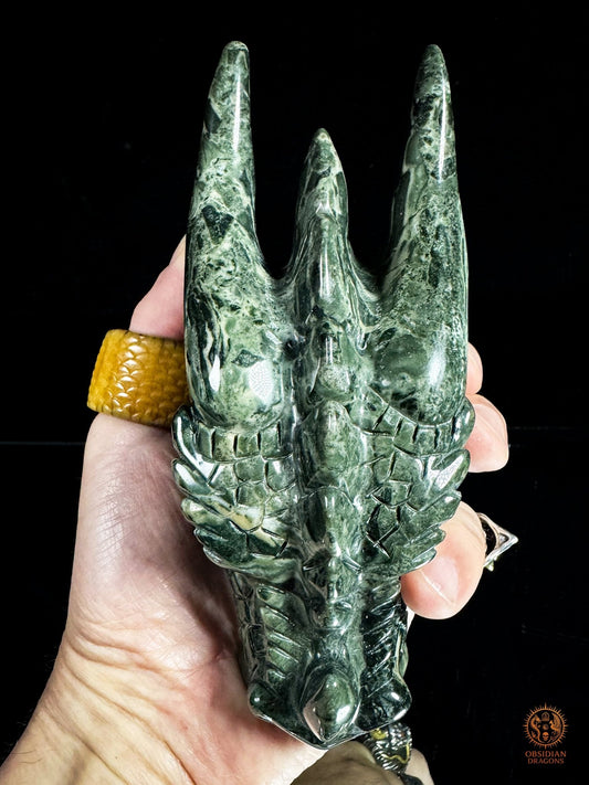 Tête de dragon en jade des 9 dragons – Gardien silencieux | obsidian dragons