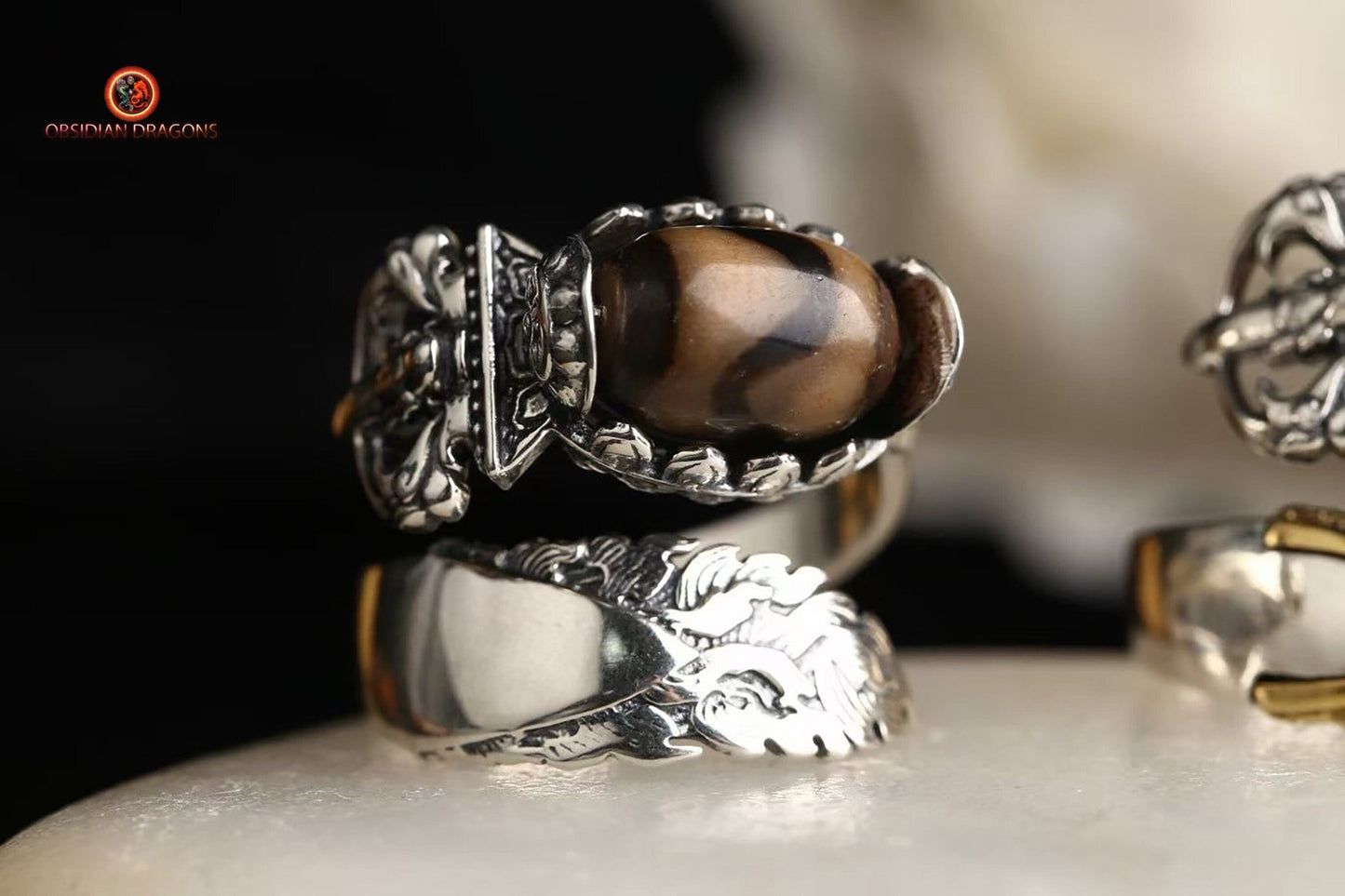 Bague bouddhiste tibétaine- DZI du tigre- épée de manjushri