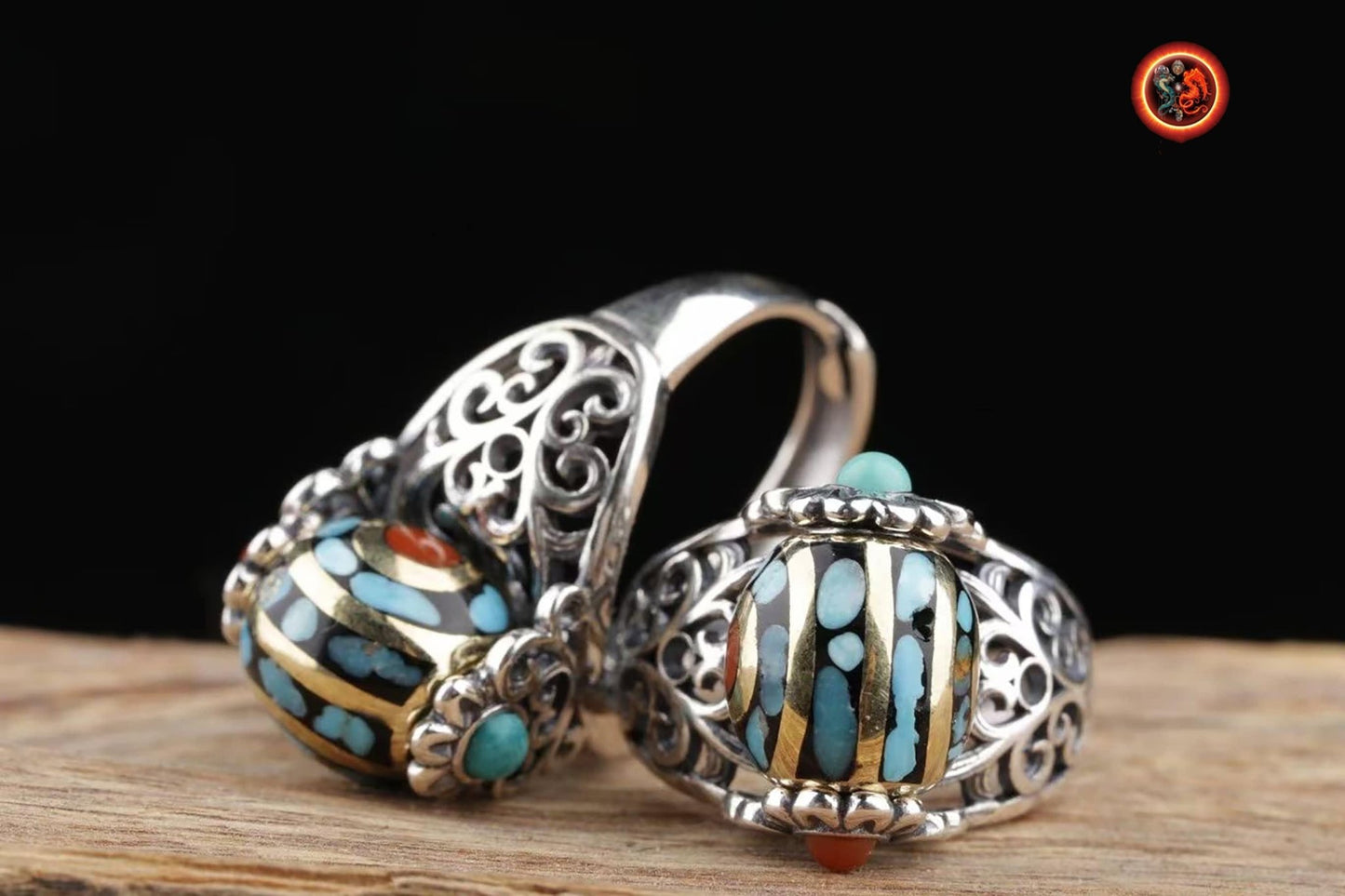 Bague bouddhiste tibétaine. DZI ou pierre celeste sacrée de protection tibétaine tournant DZI à 2 yeux, argent 925 turquoise, agate nan hong - obsidian dragon