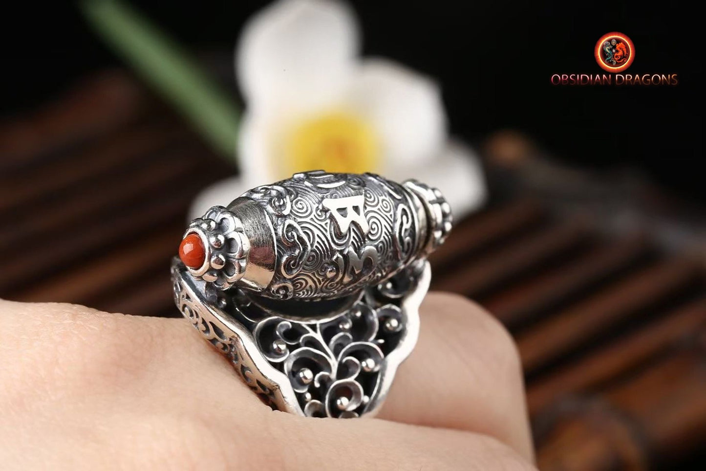 Bague mantra - om mani padme hum- moulin à prière