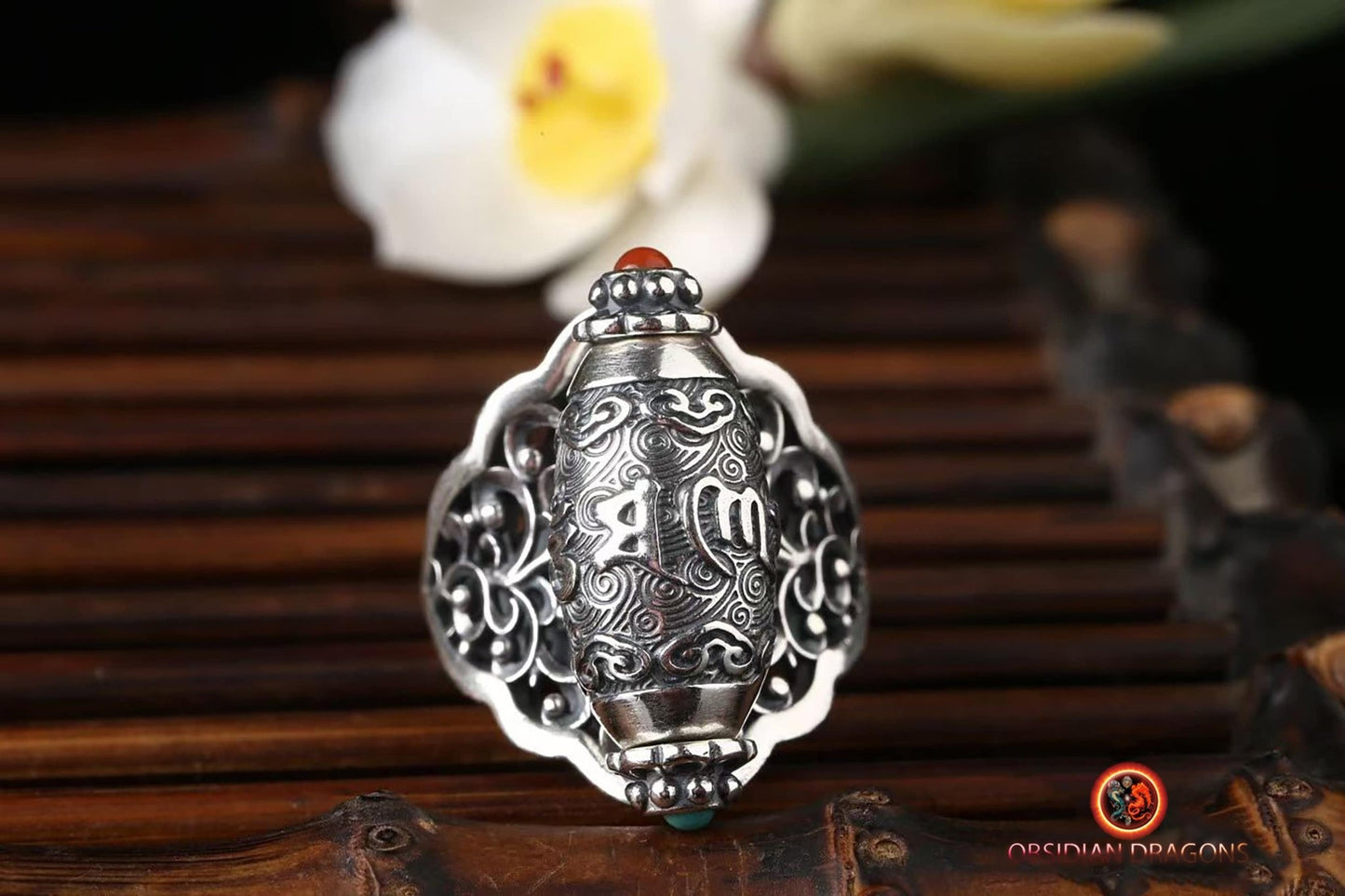 Bague mantra - om mani padme hum- moulin à prière