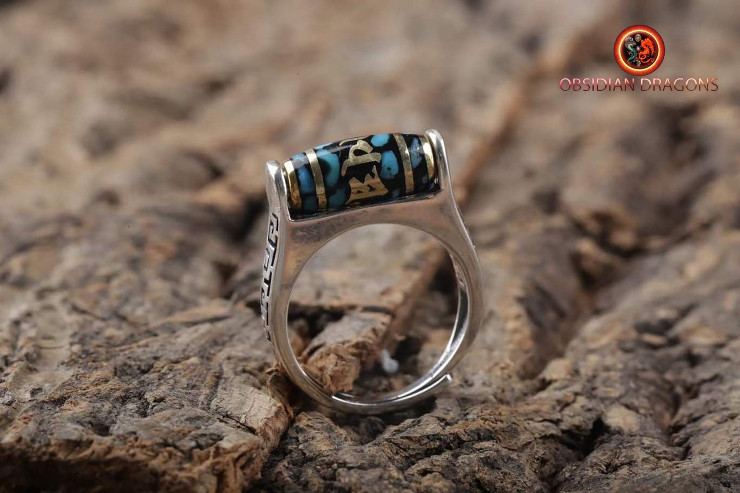 bague tibétaine. DZI, agate sacrée tibétaine mantra "Om mani padme Hum" . Argent 925, cuivre, turquoises naturelles bague réglable à toutes tailles. - obsidian dragon