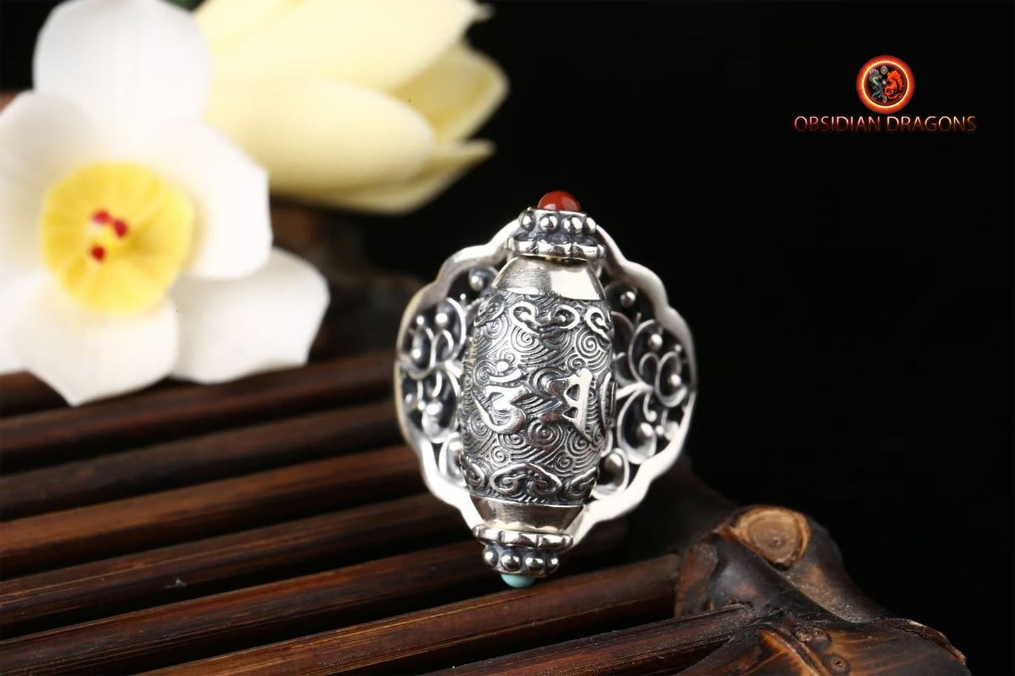 Bague mantra - om mani padme hum- moulin à prière