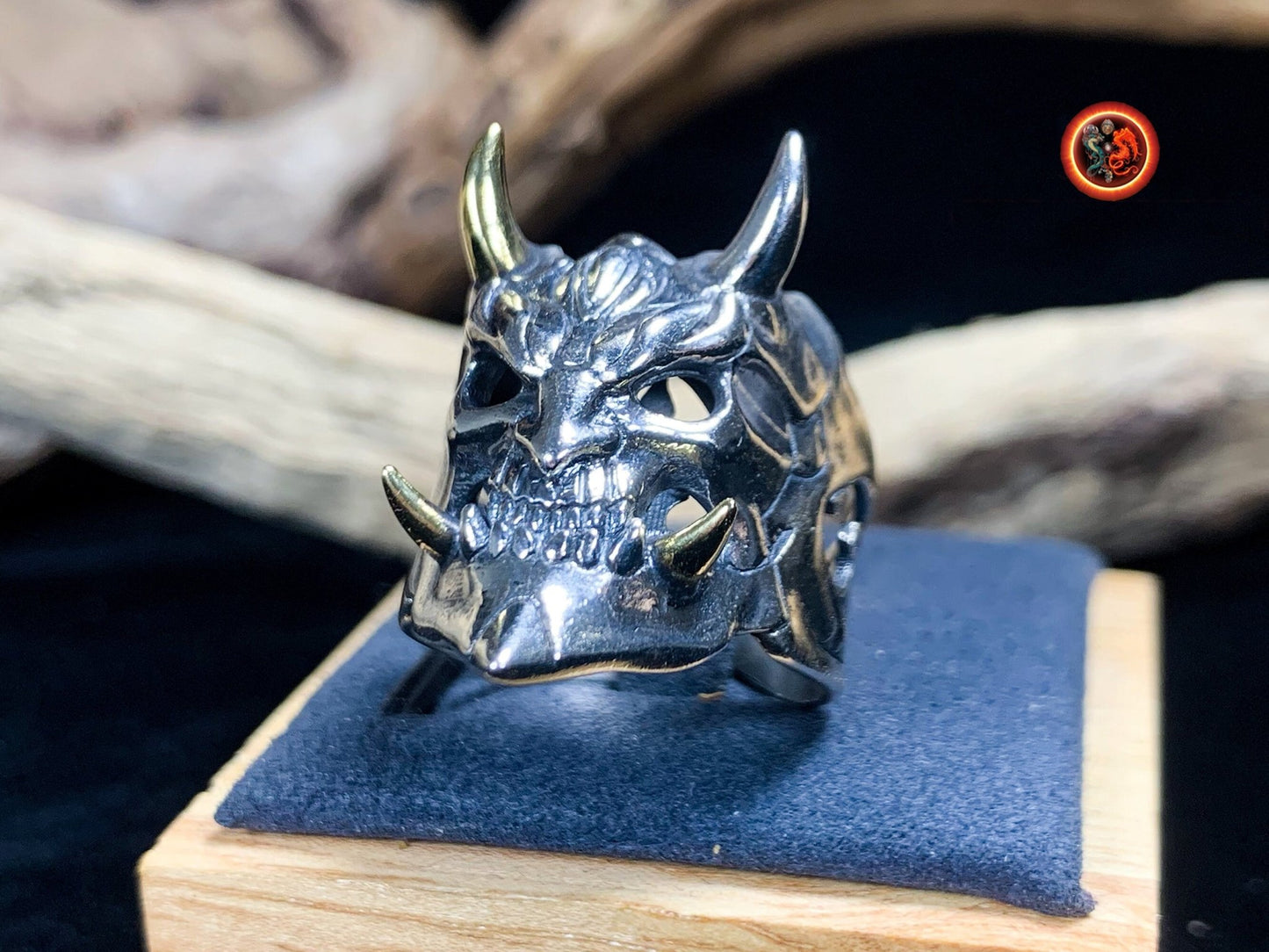 bague démon japonais