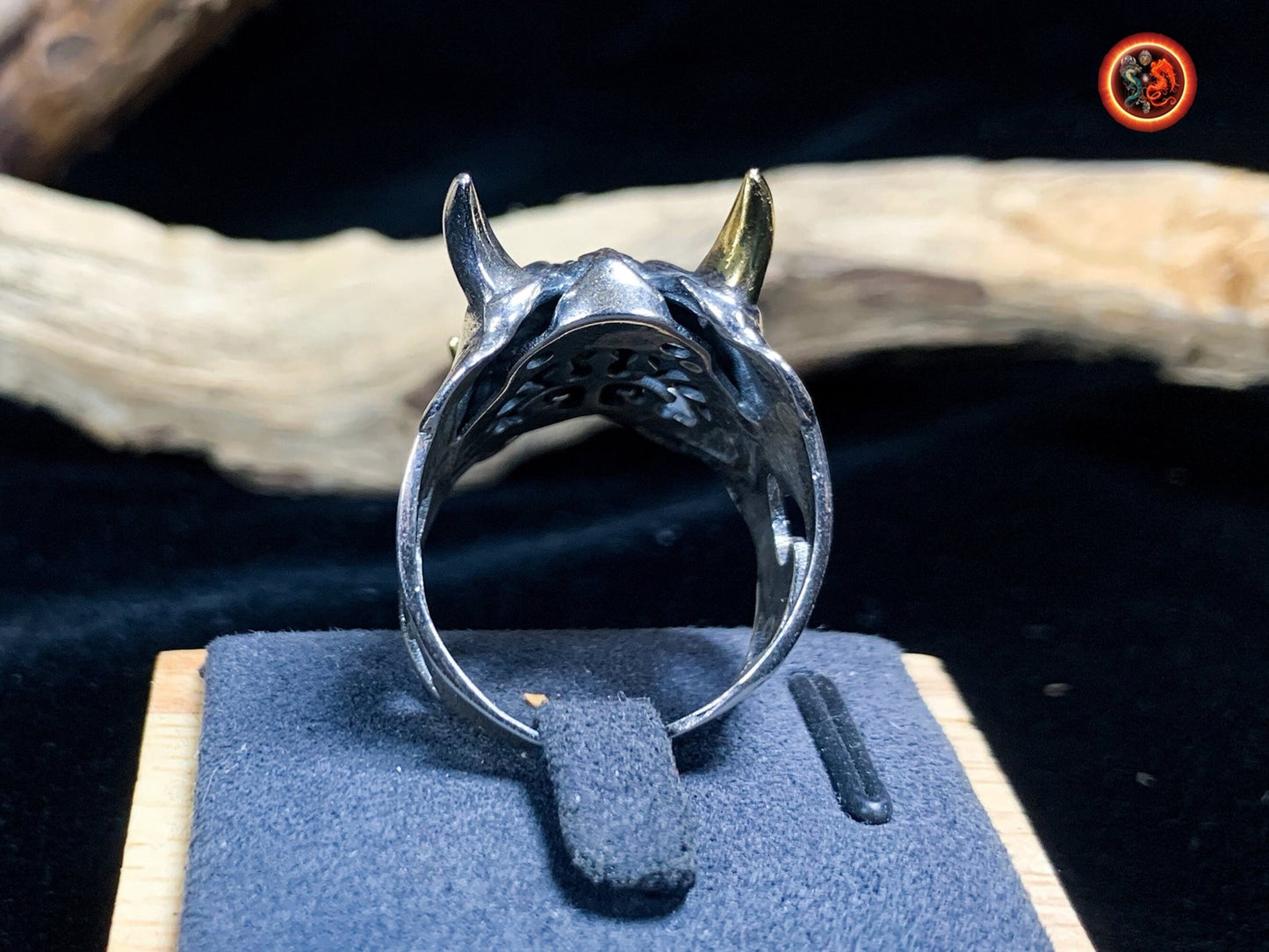 bague démon japonais
