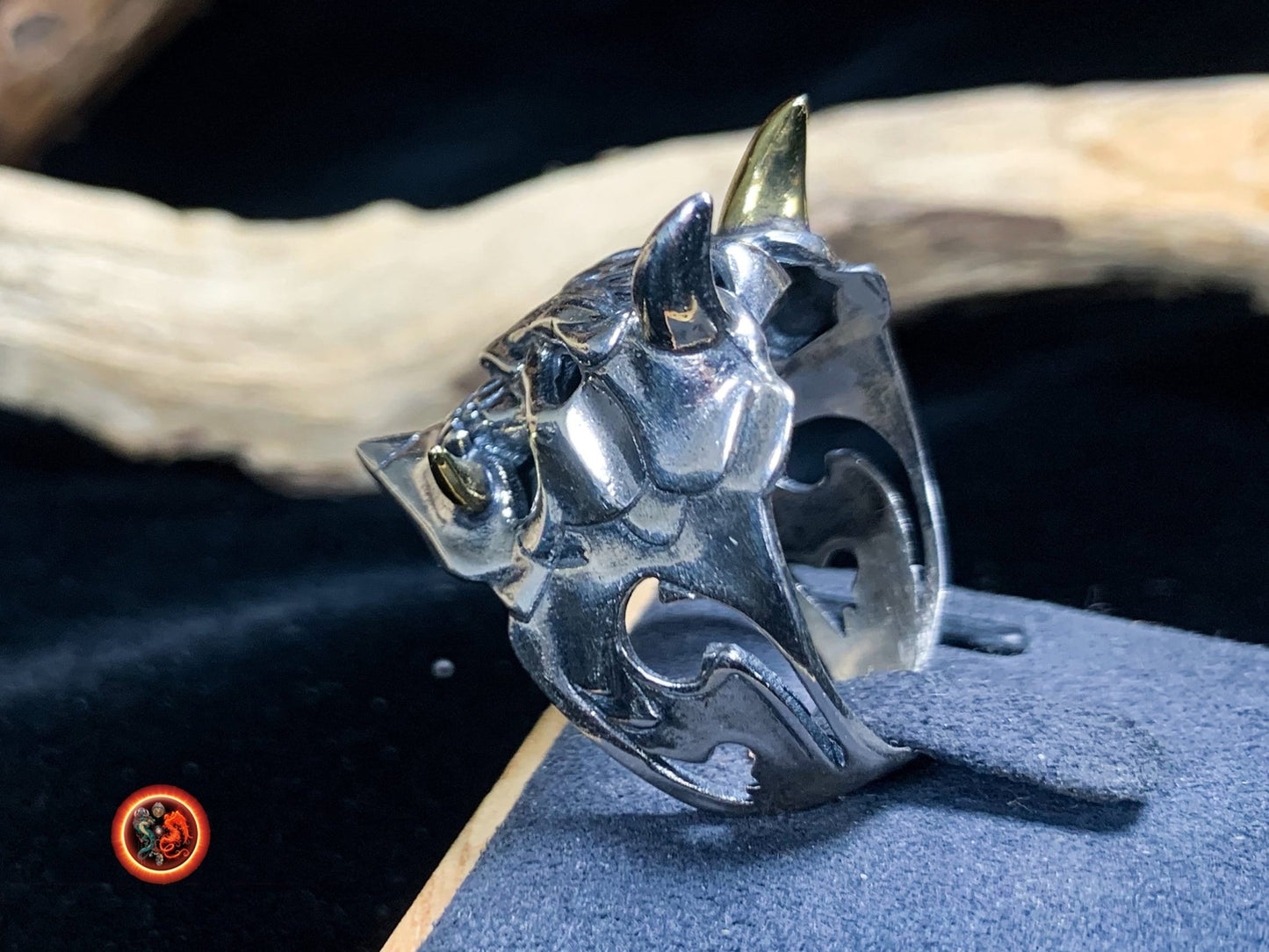 bague démon japonais